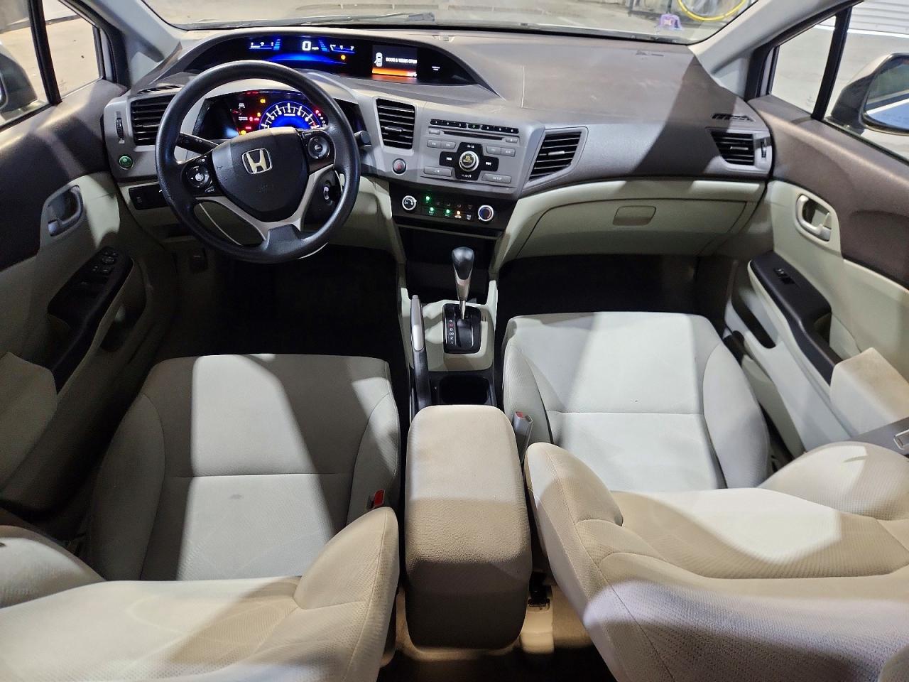 2012 Honda Civic Lx Silver vin: 2HGFB2F57CH586488