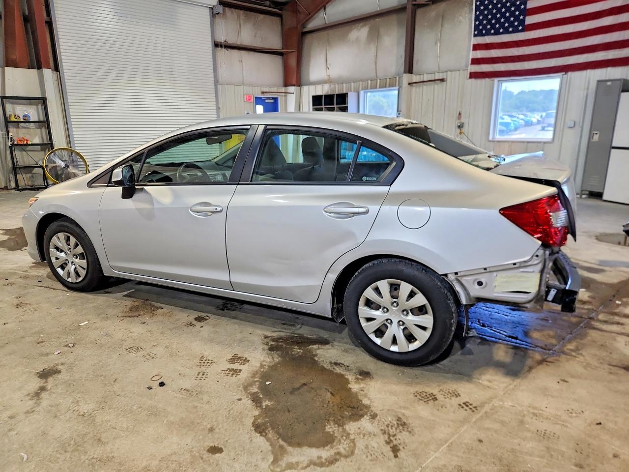 2012 Honda Civic Lx Silver vin: 2HGFB2F57CH586488