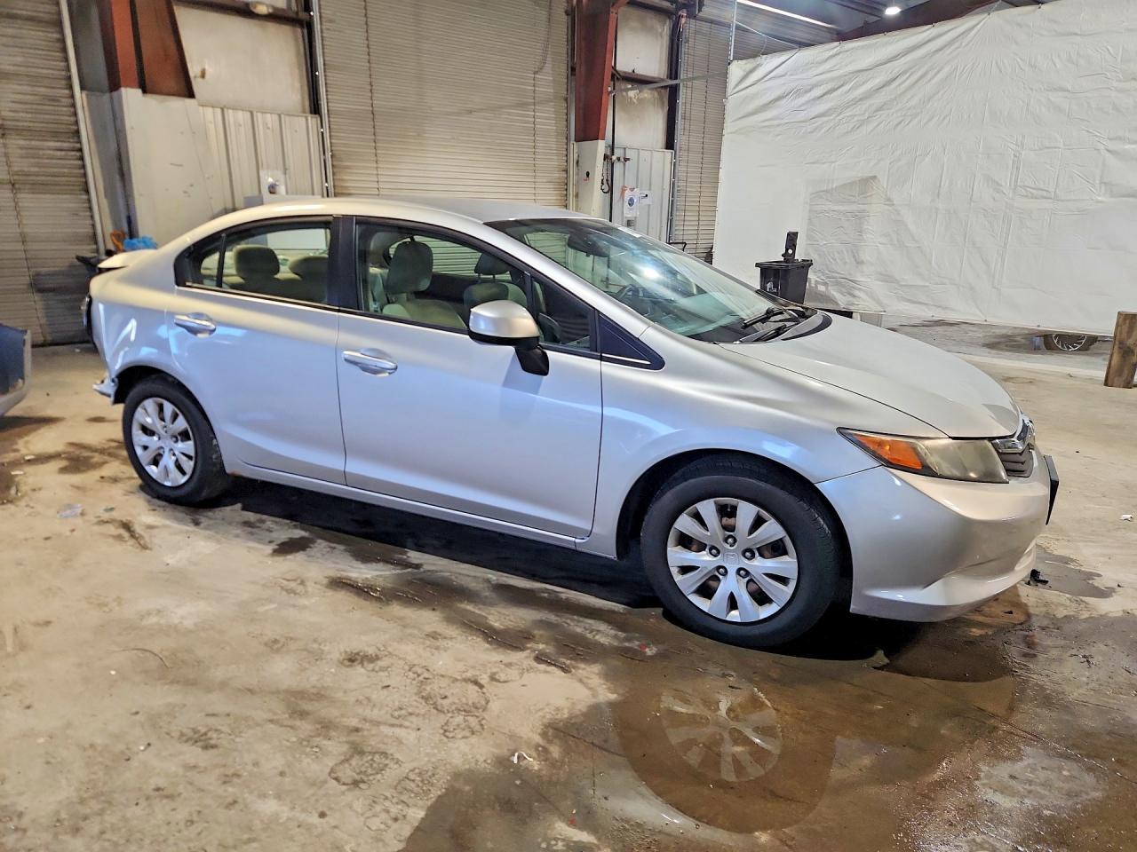 2012 Honda Civic Lx Silver vin: 2HGFB2F57CH586488