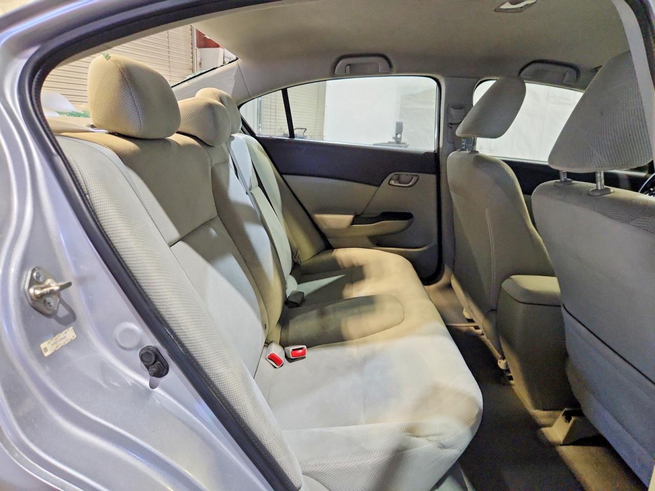 2012 Honda Civic Lx Silver vin: 2HGFB2F57CH586488