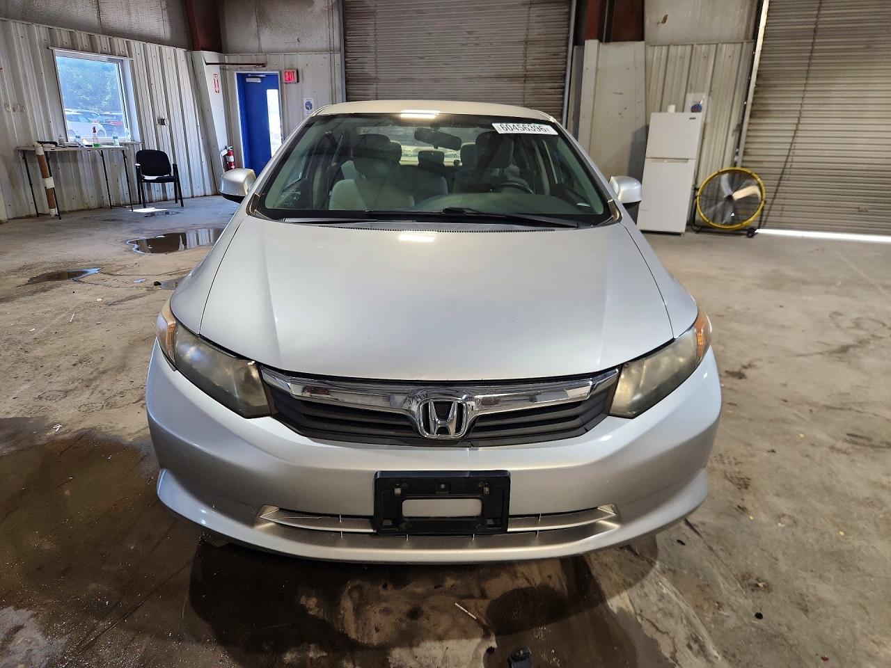 2012 Honda Civic Lx Silver vin: 2HGFB2F57CH586488