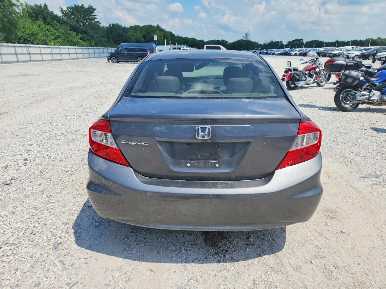 2012 Honda Civic Lx Gray vin: 2HGFB2F57CH608652