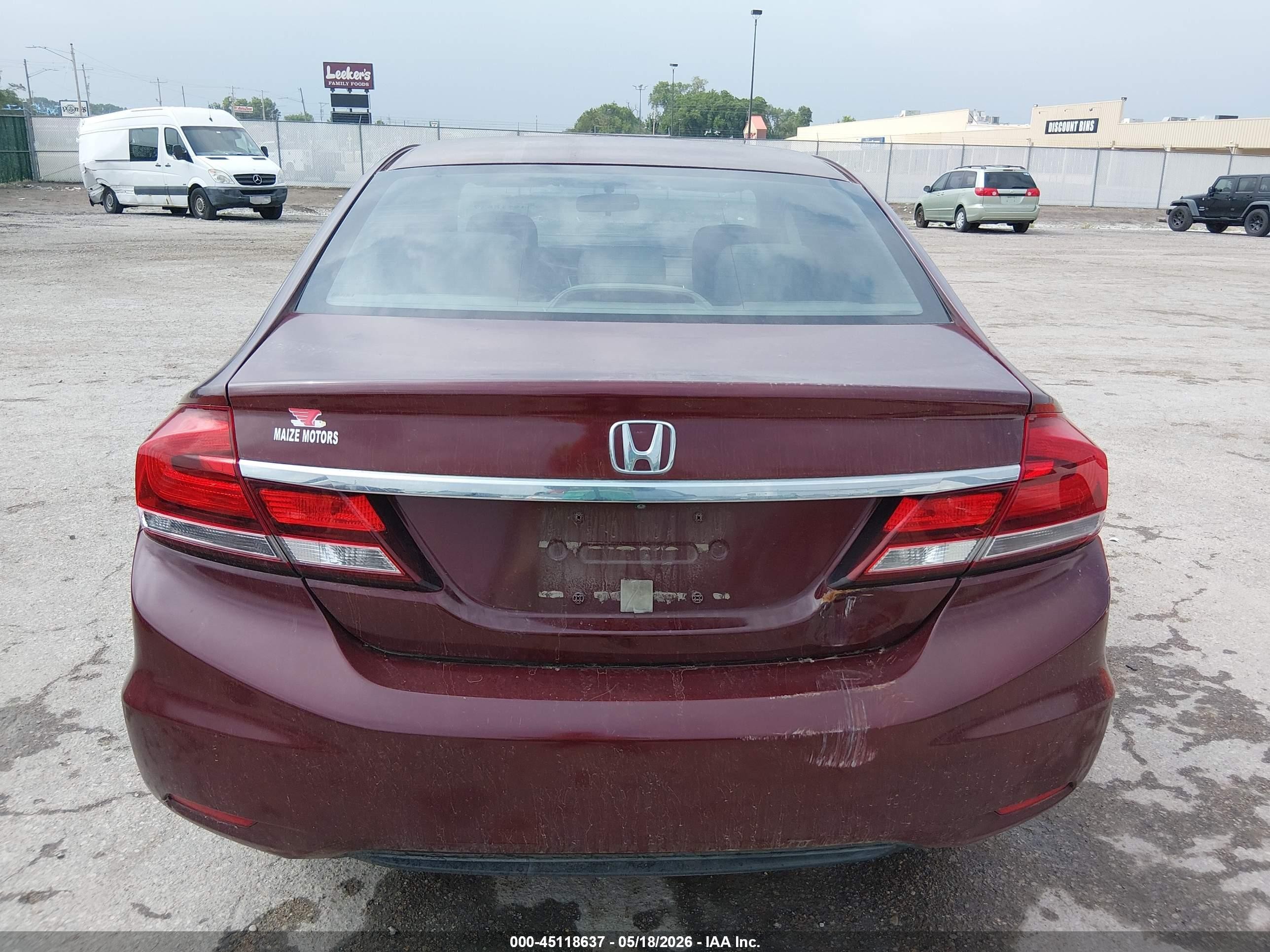 2013 Honda Civic Lx Burgundy vin: 2HGFB2F57DH503935