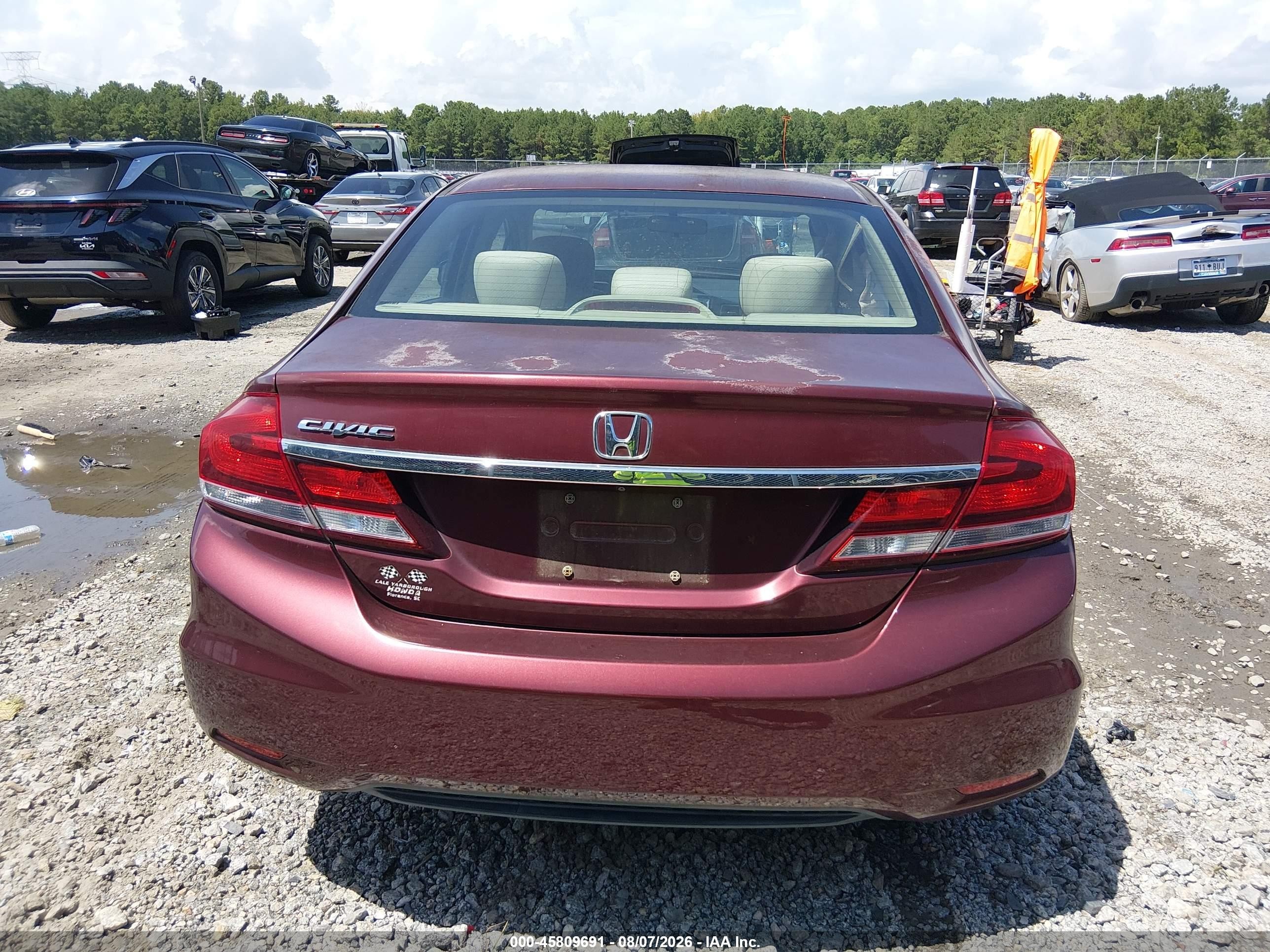 2013 Honda Civic Lx Burgundy vin: 2HGFB2F57DH505734