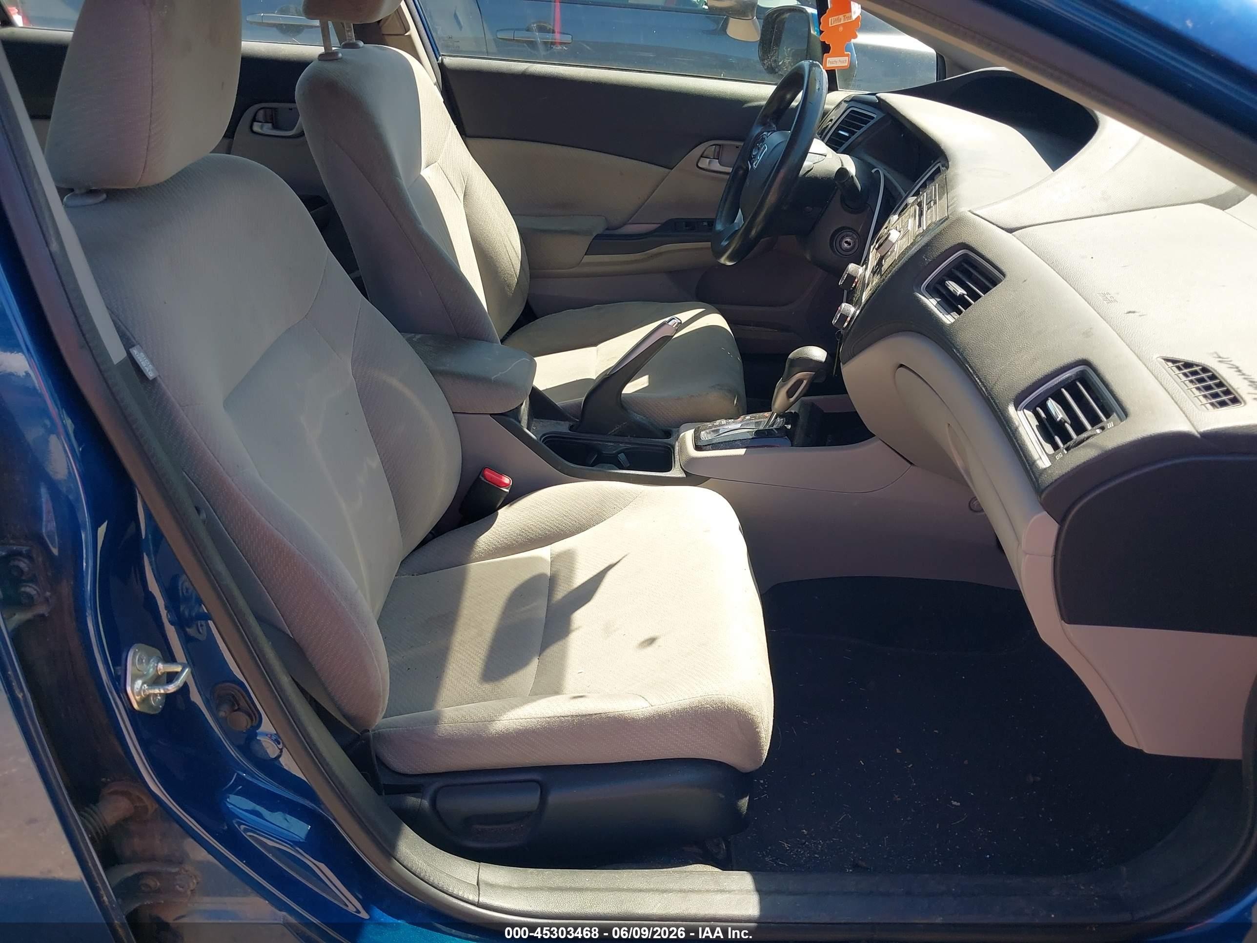 2013 Honda Civic Lx Blue vin: 2HGFB2F57DH508505