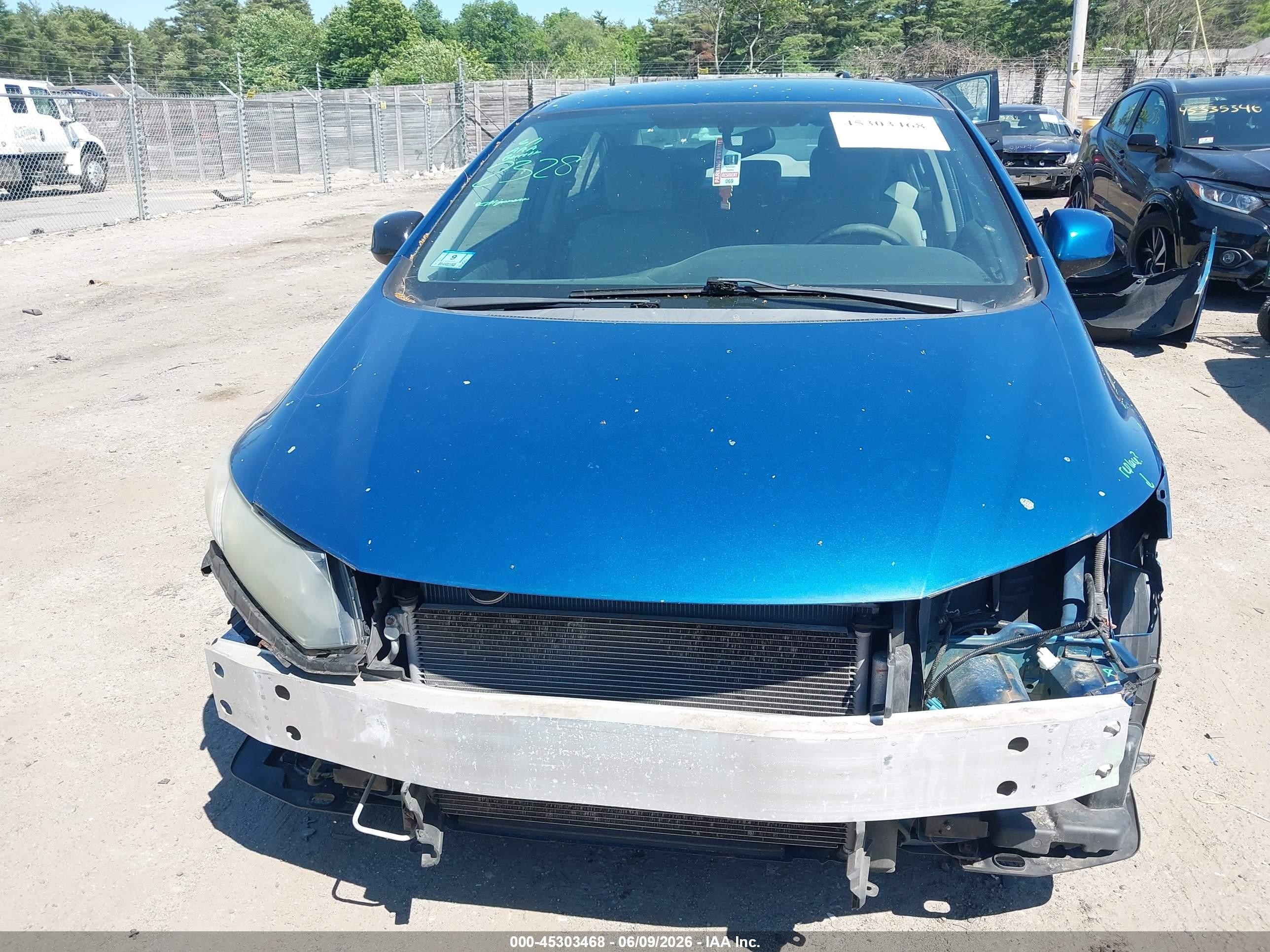 2013 Honda Civic Lx Blue vin: 2HGFB2F57DH508505