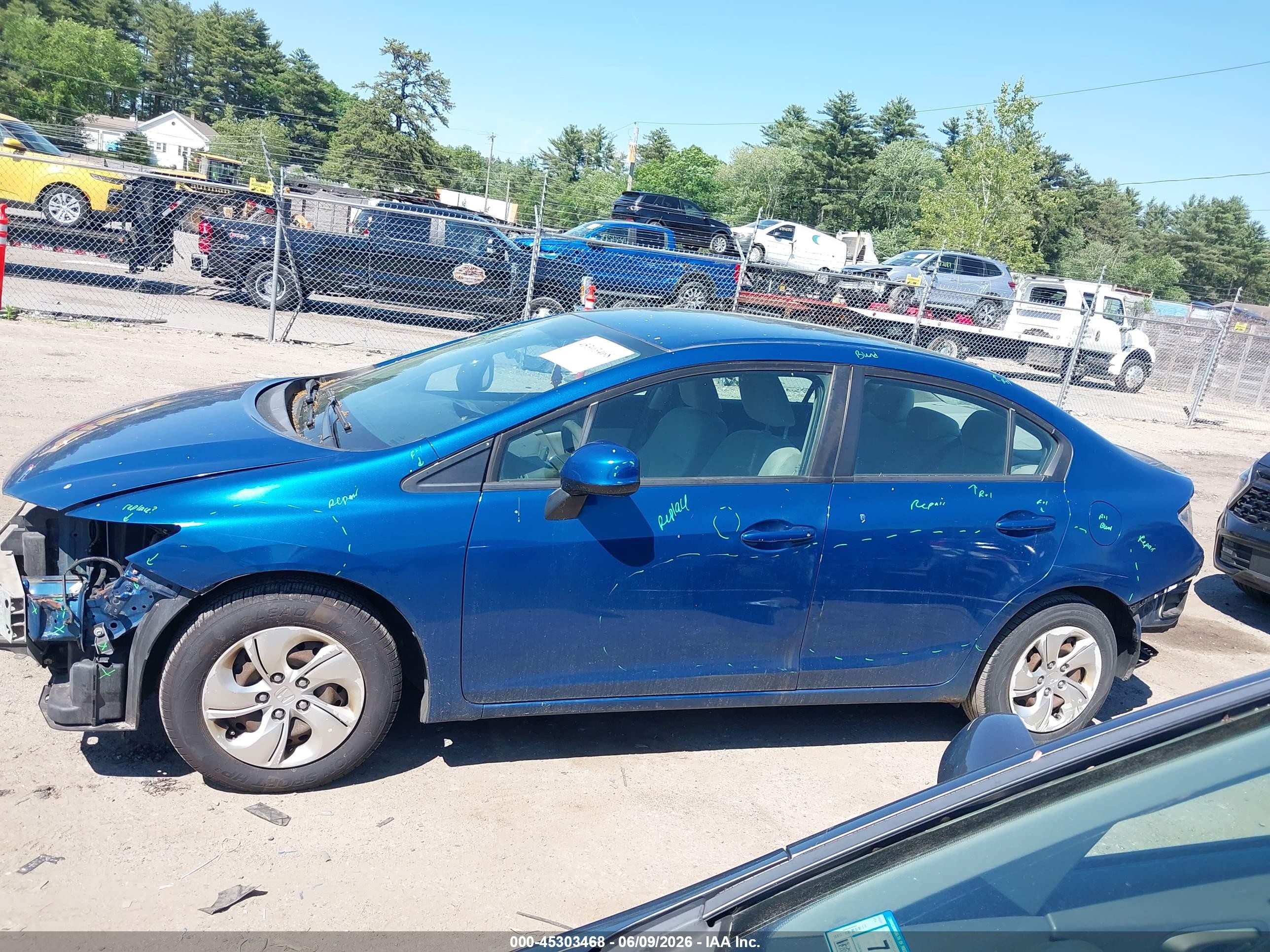 2013 Honda Civic Lx Blue vin: 2HGFB2F57DH508505