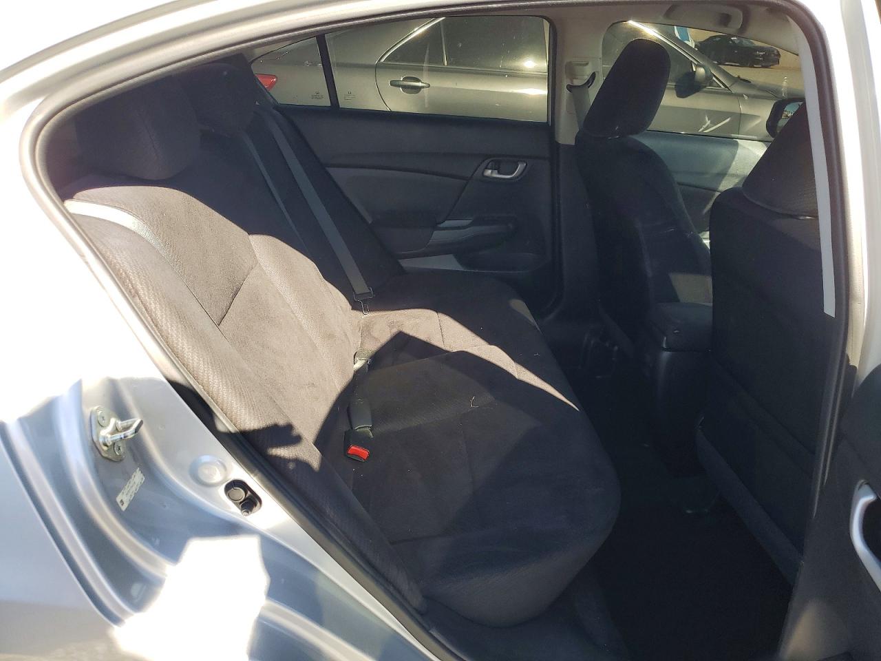 2013 Honda Civic Lx Silver vin: 2HGFB2F57DH513381