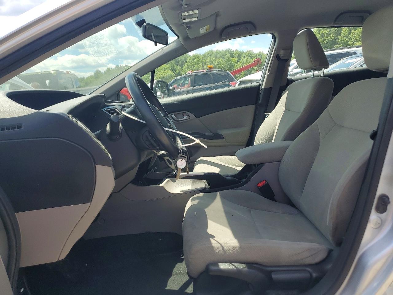 2013 Honda Civic Lx Silver vin: 2HGFB2F57DH551113