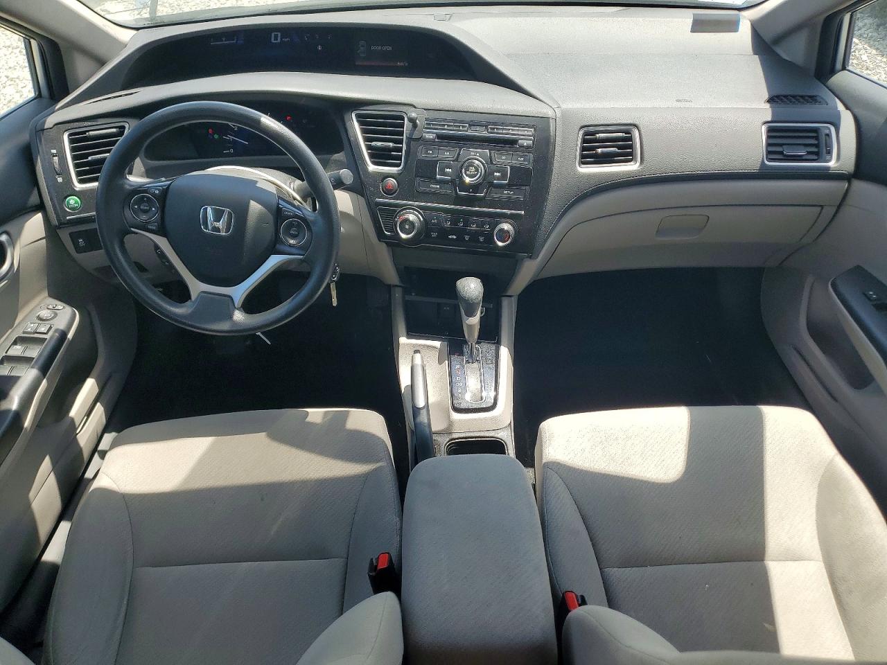 2013 Honda Civic Lx Silver vin: 2HGFB2F57DH551113
