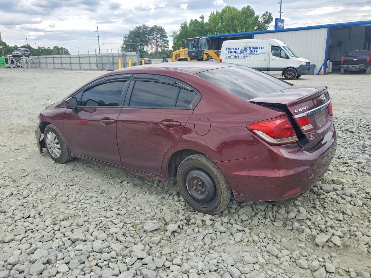 2013 Honda Civic Lx Burgundy vin: 2HGFB2F57DH560104