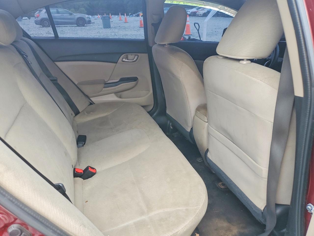 2013 Honda Civic Lx Burgundy vin: 2HGFB2F57DH560104