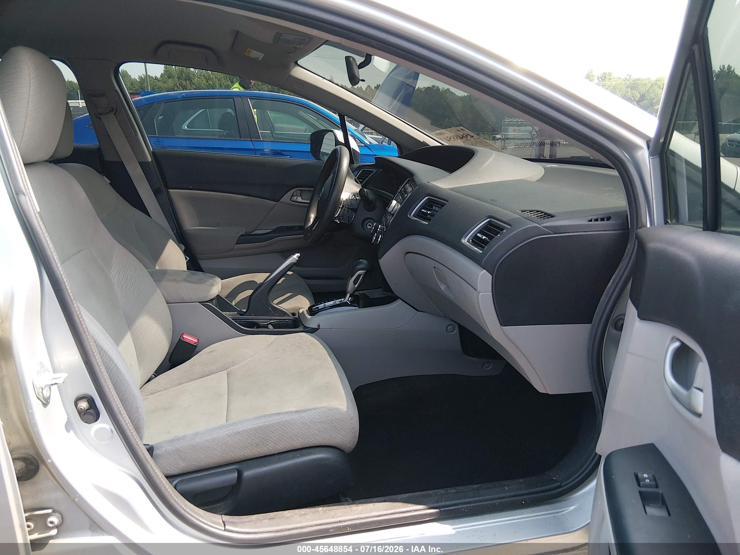 2013 Honda Civic Lx Silver vin: 2HGFB2F57DH562483
