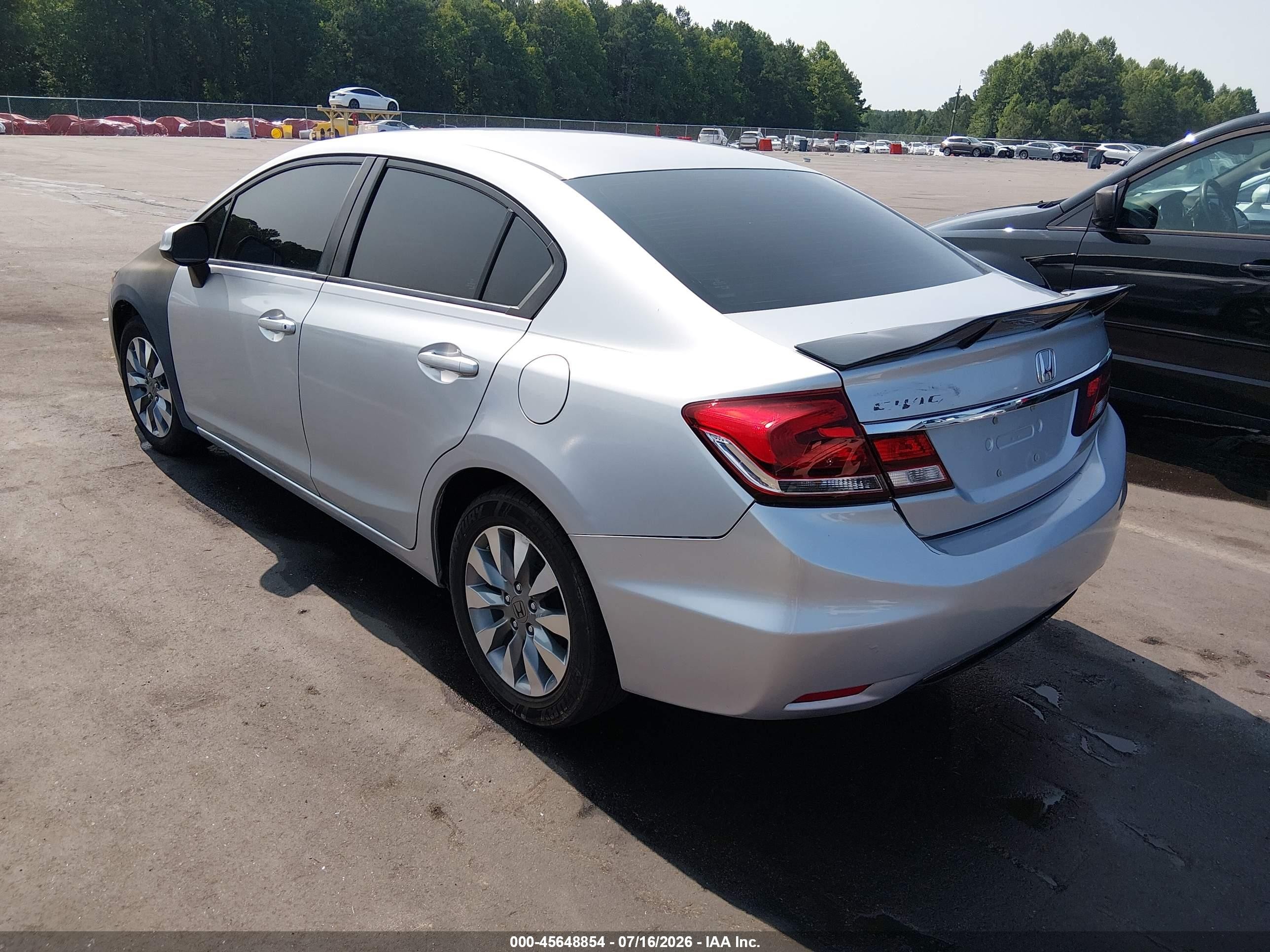 2013 Honda Civic Lx Silver vin: 2HGFB2F57DH562483