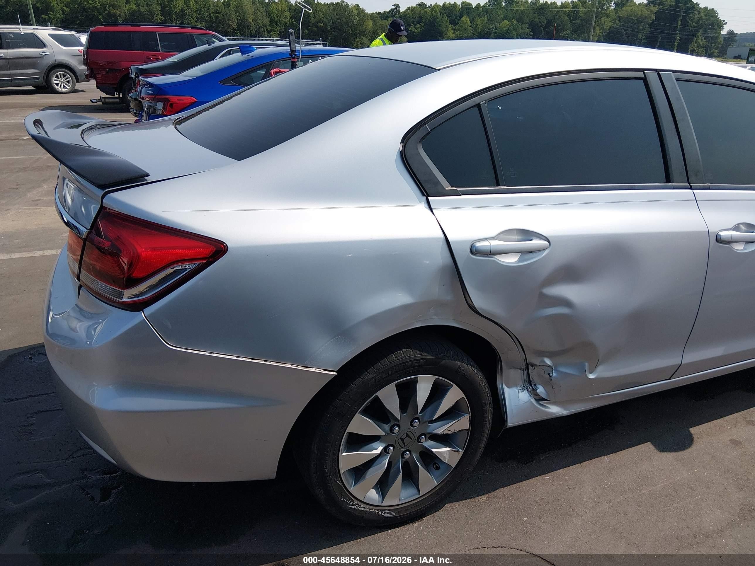 2013 Honda Civic Lx Silver vin: 2HGFB2F57DH562483