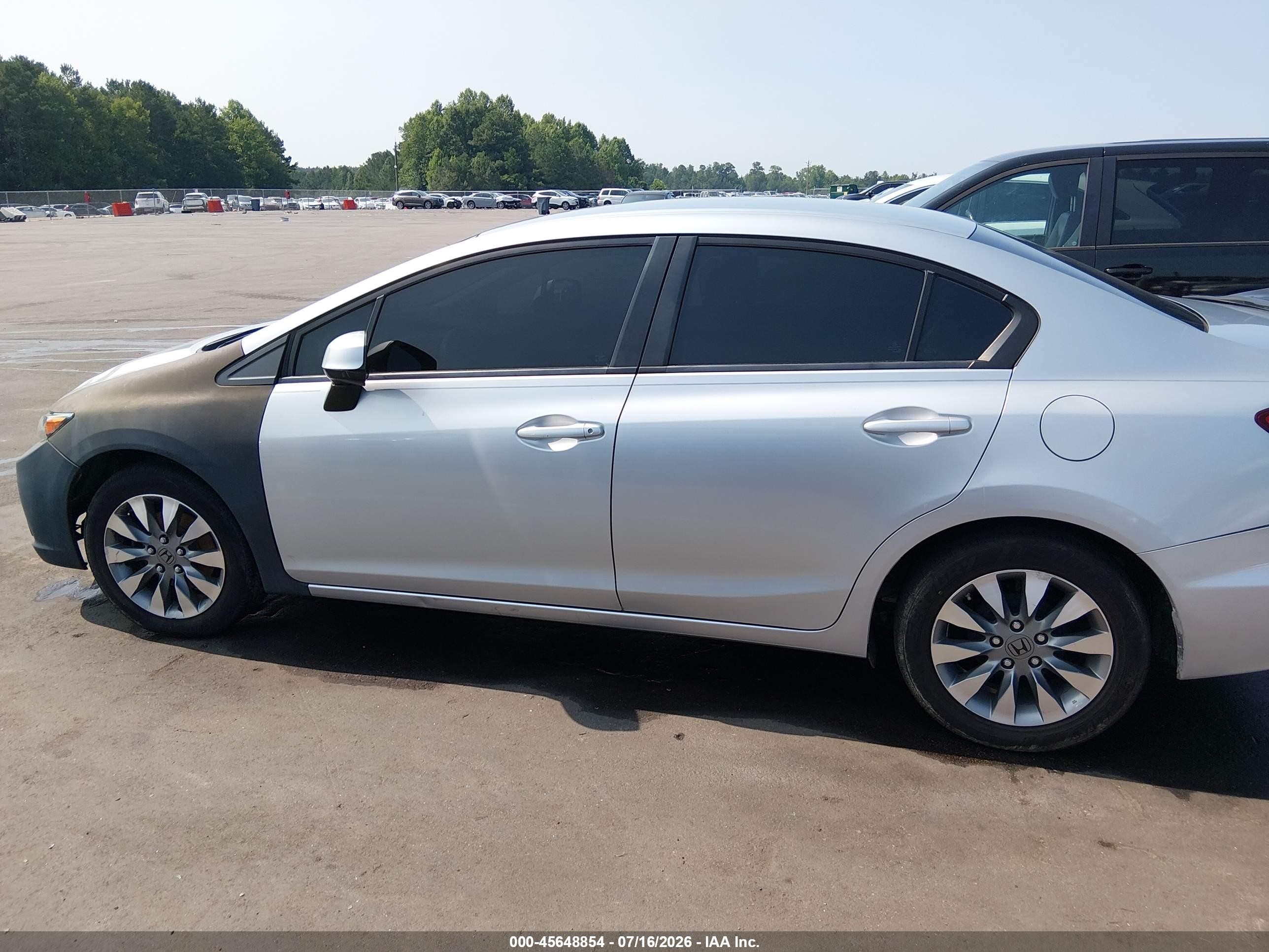 2013 Honda Civic Lx Silver vin: 2HGFB2F57DH562483