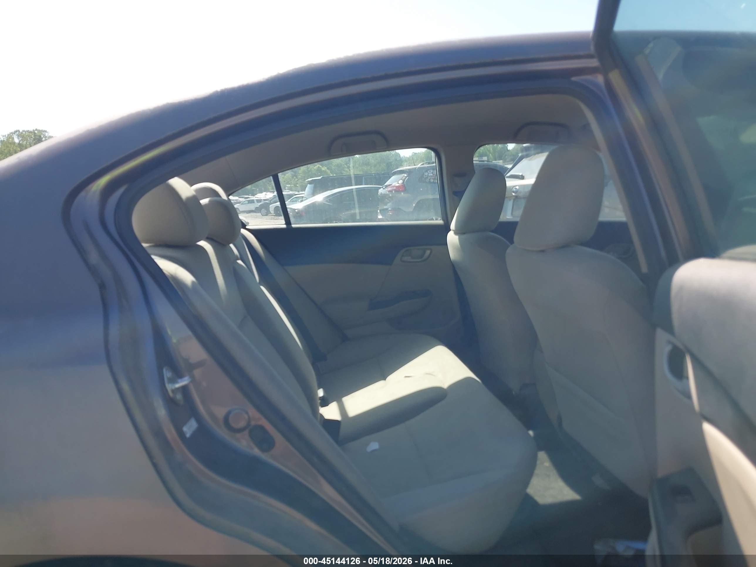 2013 Honda Civic Lx Champagne vin: 2HGFB2F57DH571815