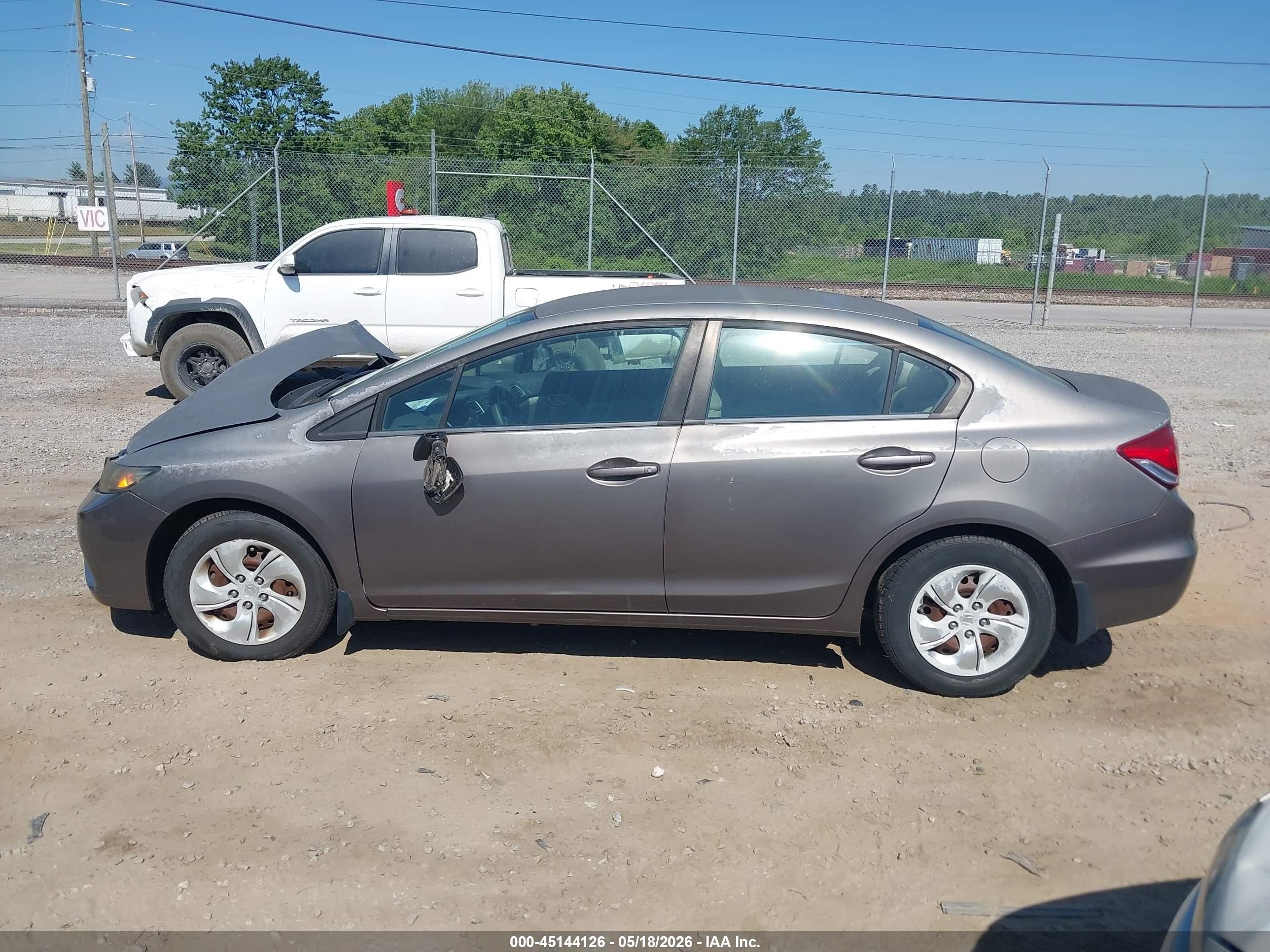 2013 Honda Civic Lx Champagne vin: 2HGFB2F57DH571815