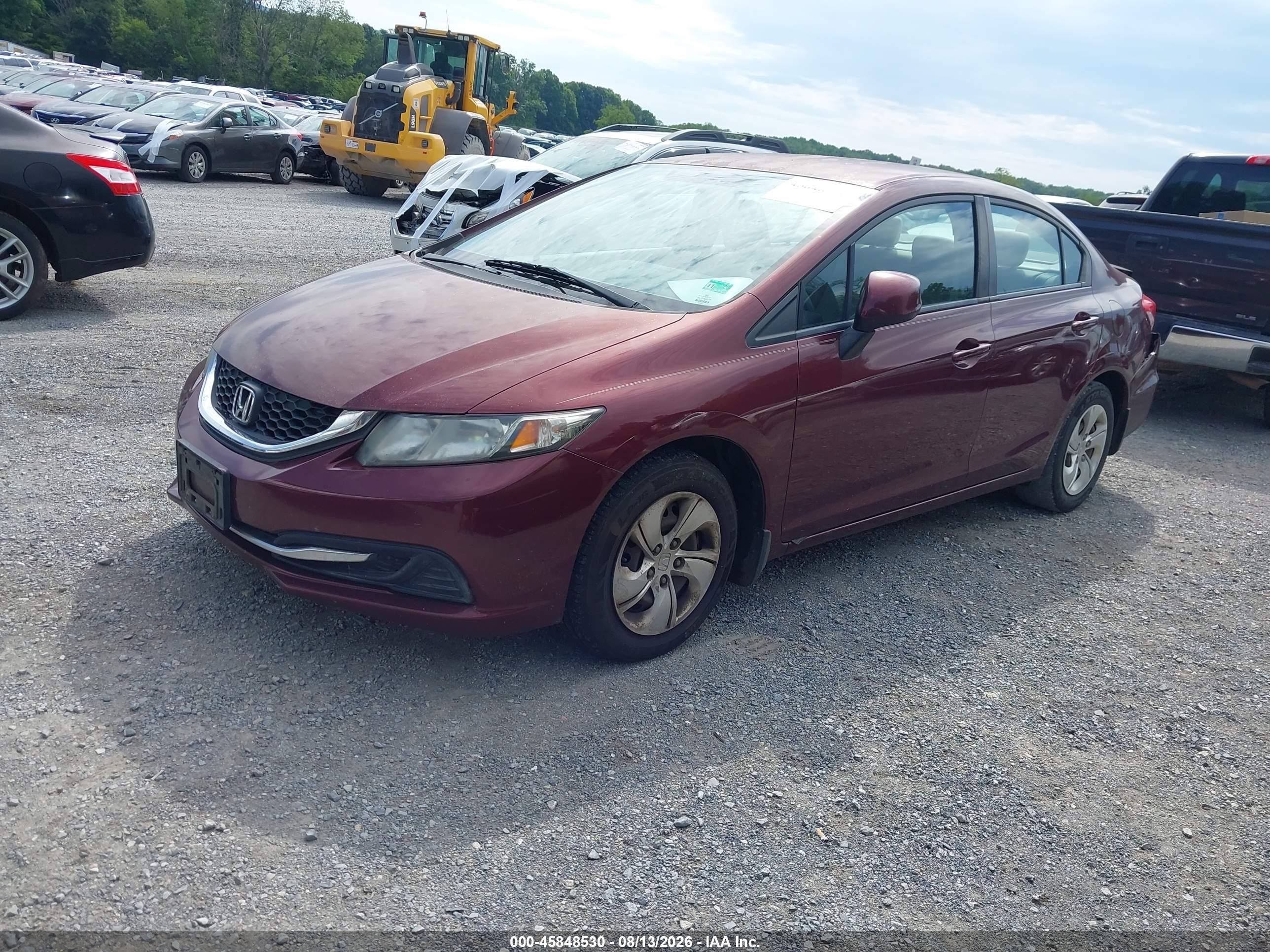 2013 Honda Civic Lx Red vin: 2HGFB2F57DH585147