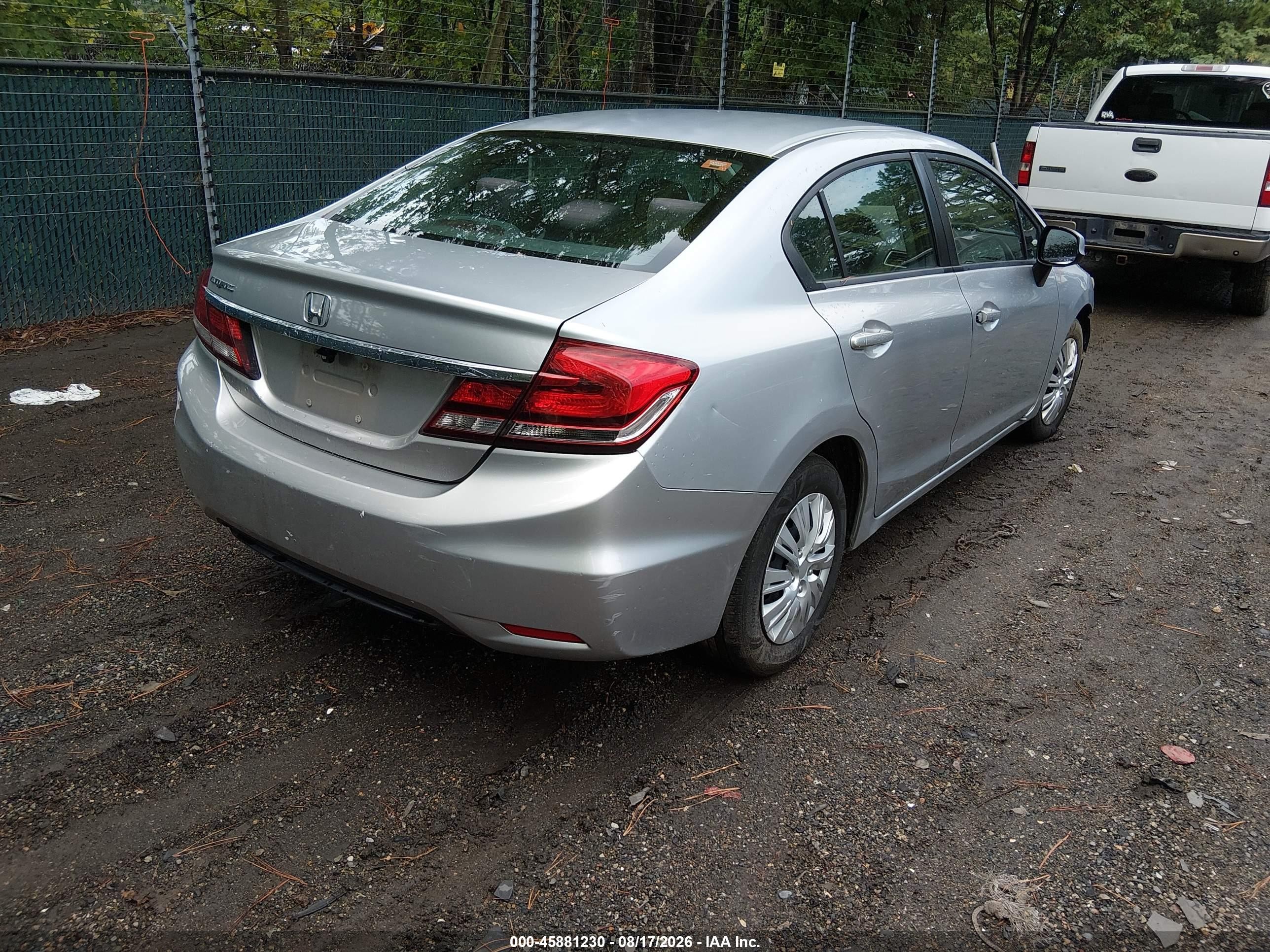 2013 Honda Civic Lx Серебряный vin: 2HGFB2F57DH585911