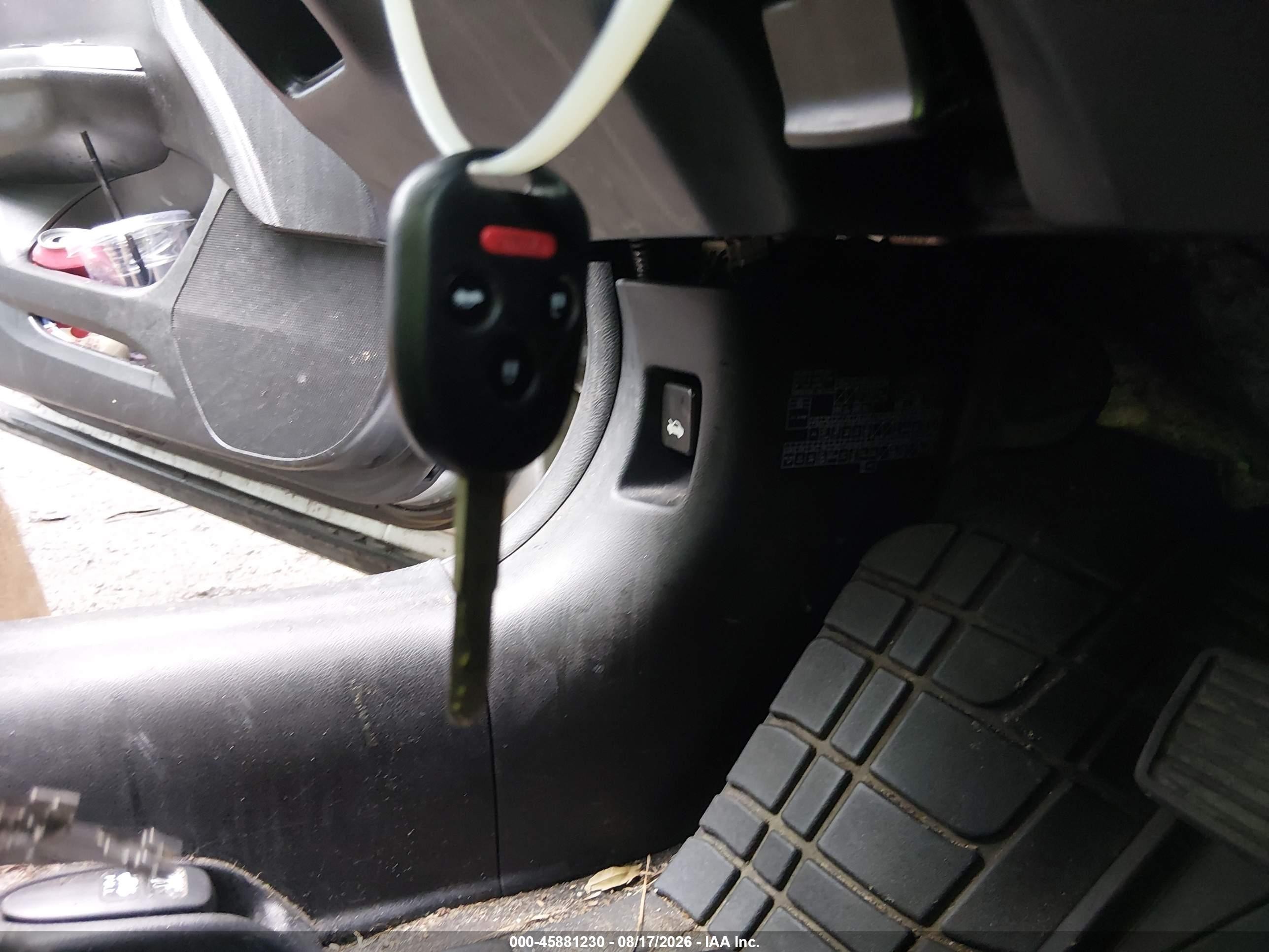 2013 Honda Civic Lx Серебряный vin: 2HGFB2F57DH585911