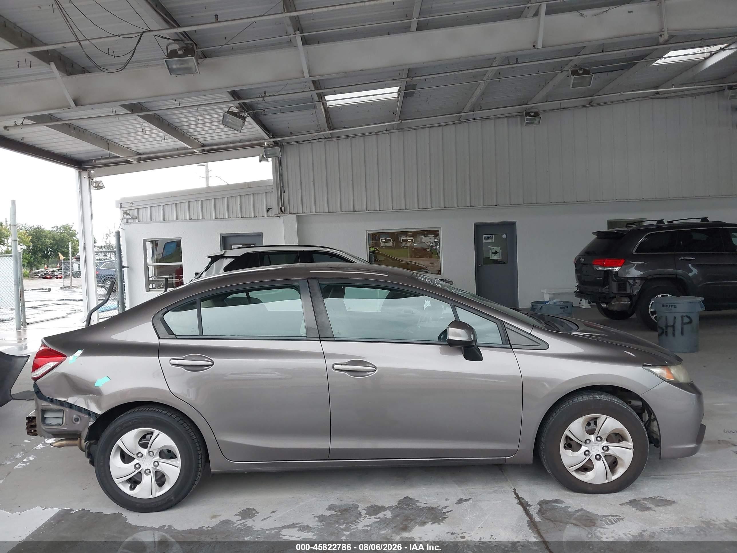 2013 Honda Civic Lx Brown vin: 2HGFB2F57DH603243