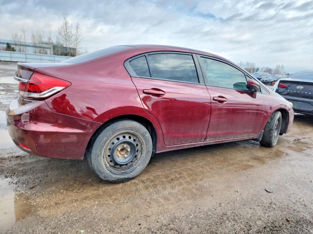 2015 Honda Civic Lx Burgundy vin: 2HGFB2F57FH035014