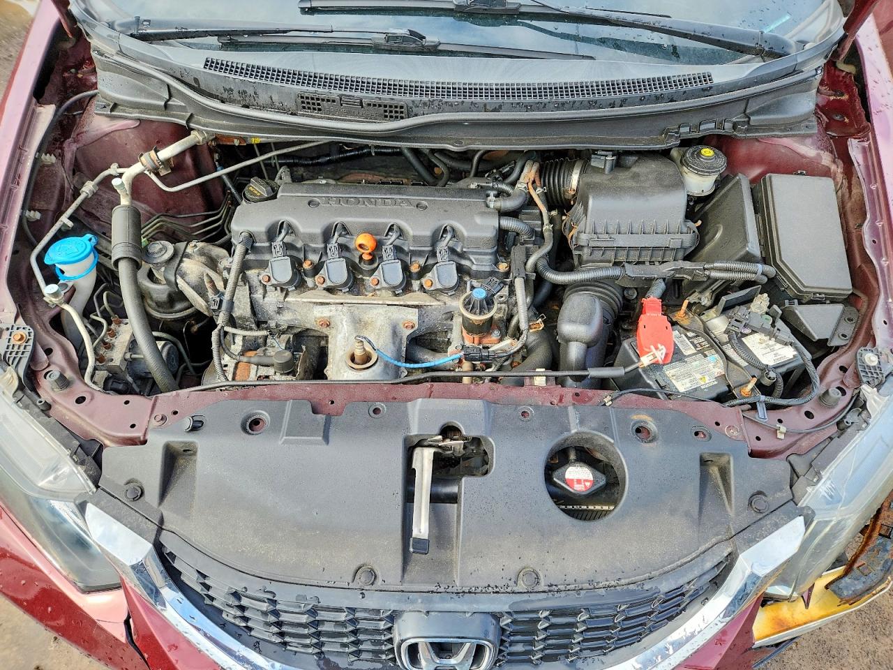 2015 Honda Civic Lx Burgundy vin: 2HGFB2F57FH035014