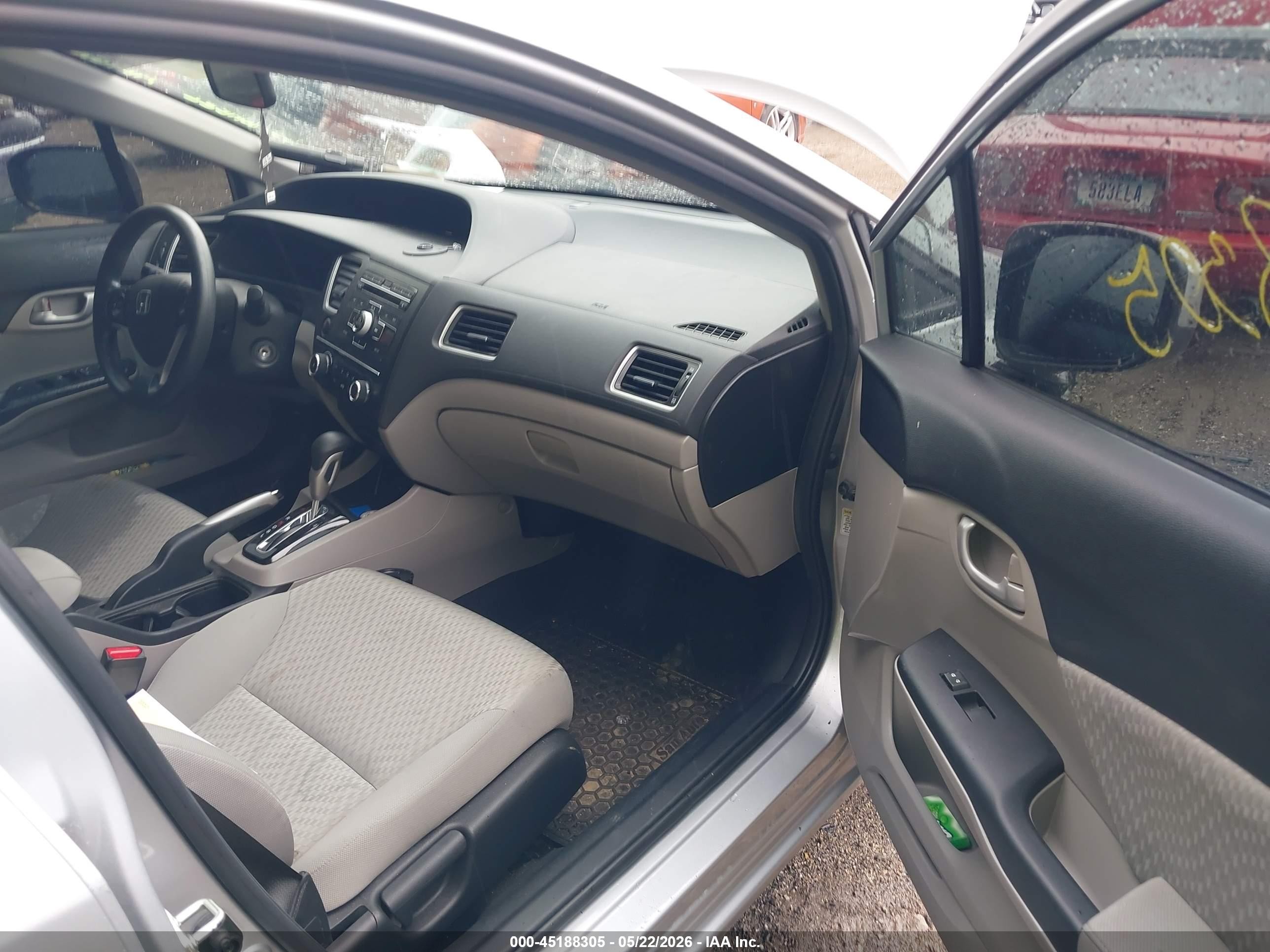 2015 Honda Civic Lx Silver vin: 2HGFB2F57FH519166