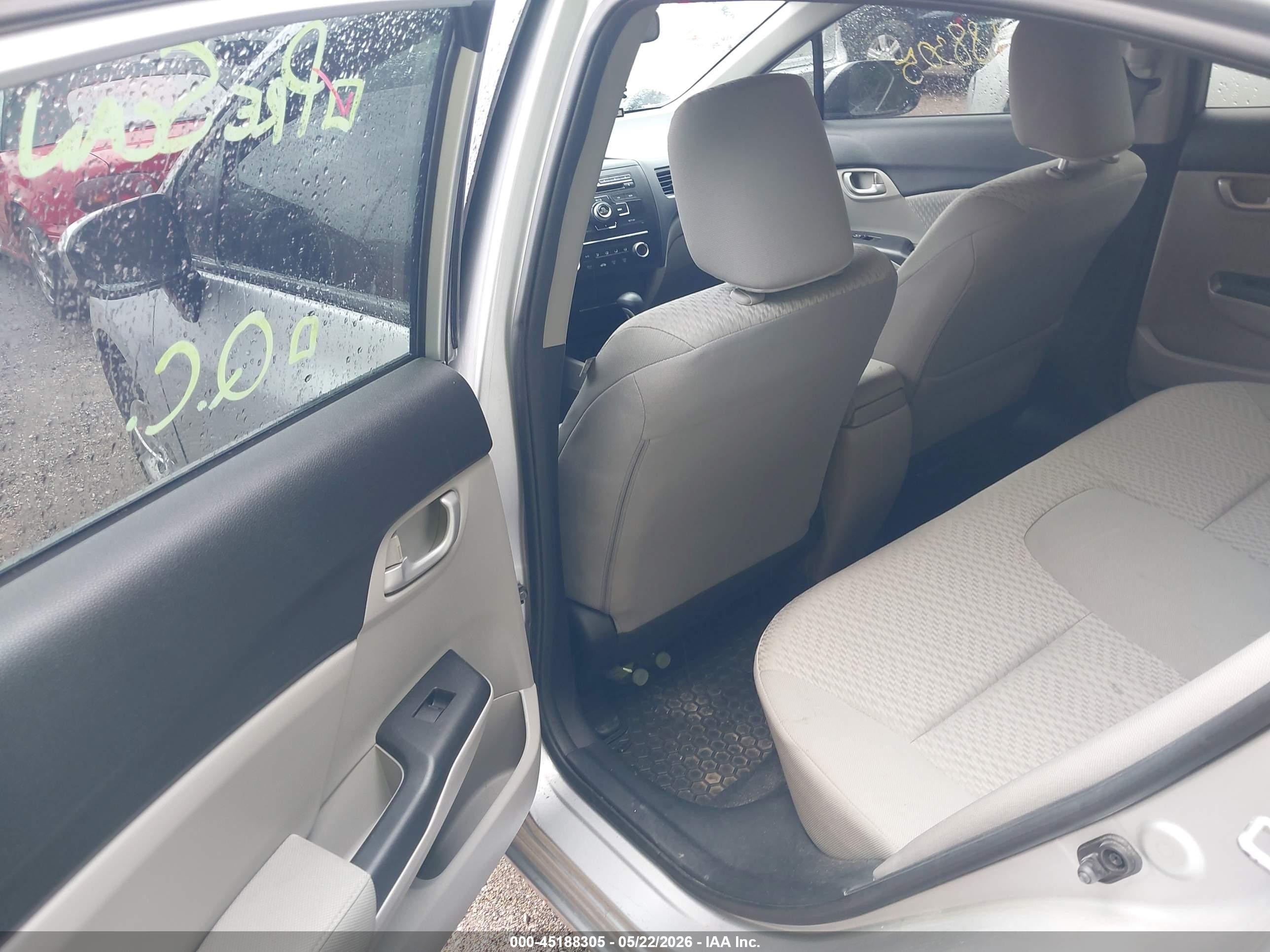 2015 Honda Civic Lx Silver vin: 2HGFB2F57FH519166