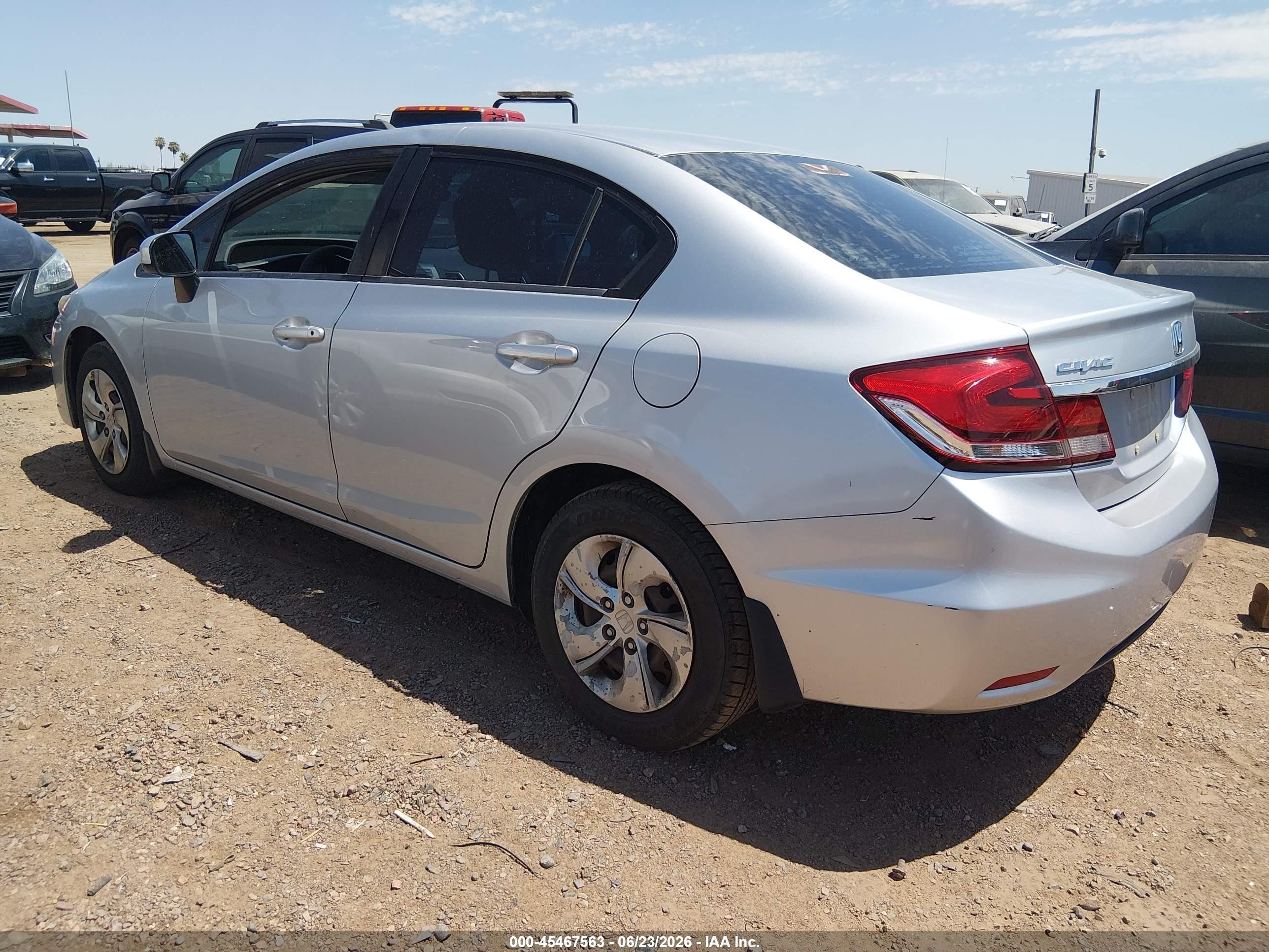 2015 Honda Civic Lx Silver vin: 2HGFB2F57FH523380
