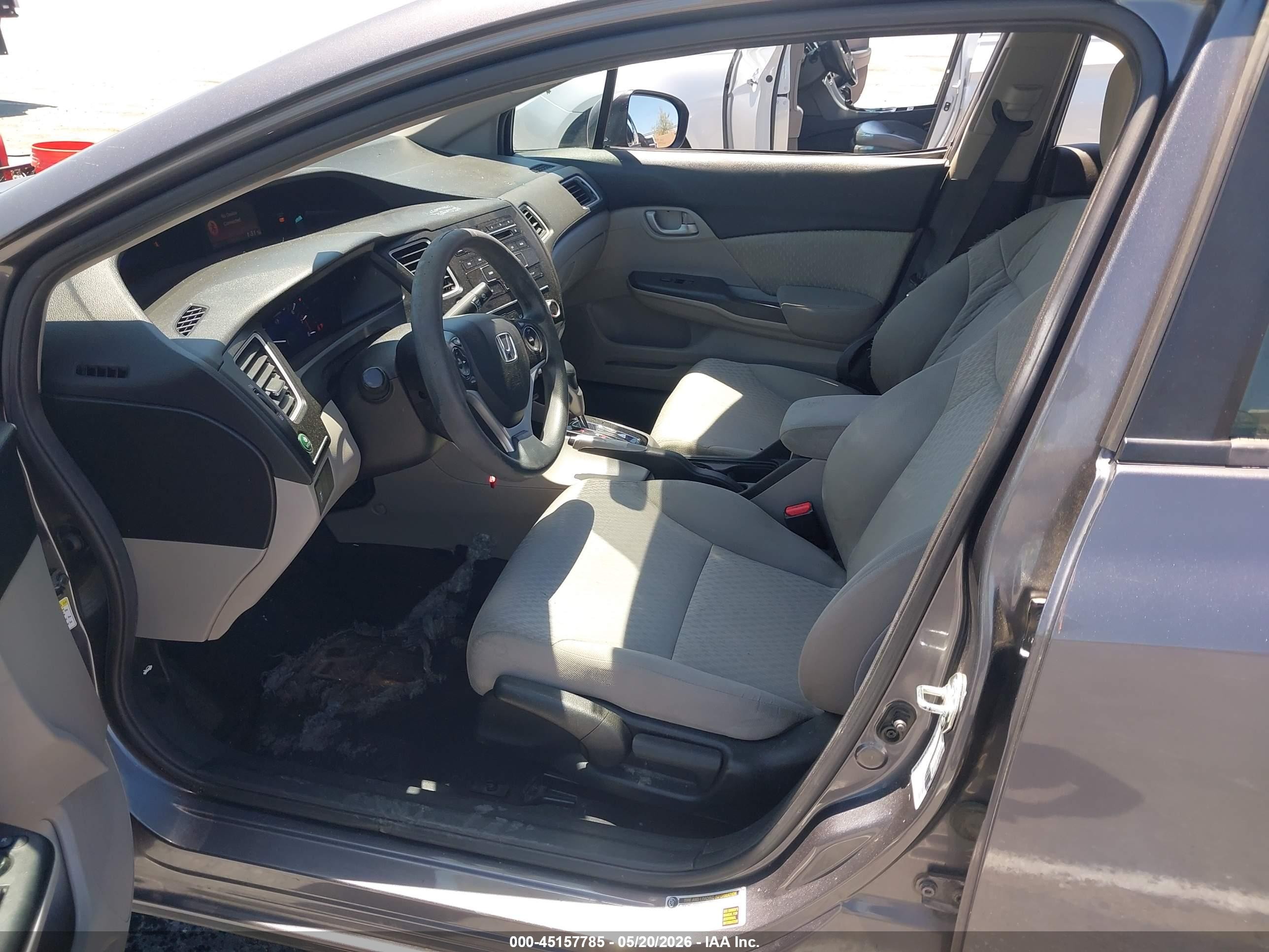 2015 Honda Civic Lx Серый vin: 2HGFB2F57FH537487