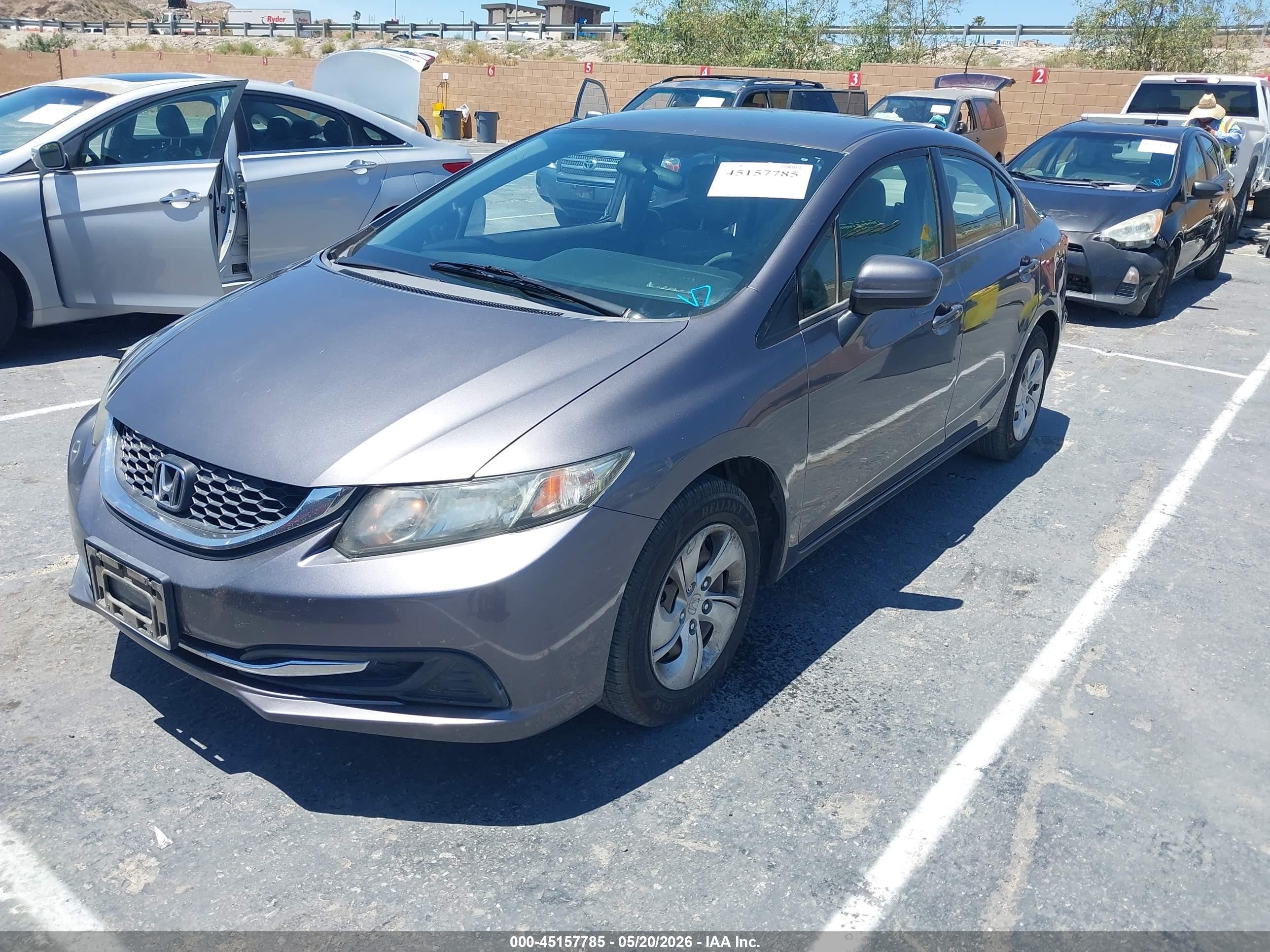 2015 Honda Civic Lx Серый vin: 2HGFB2F57FH537487