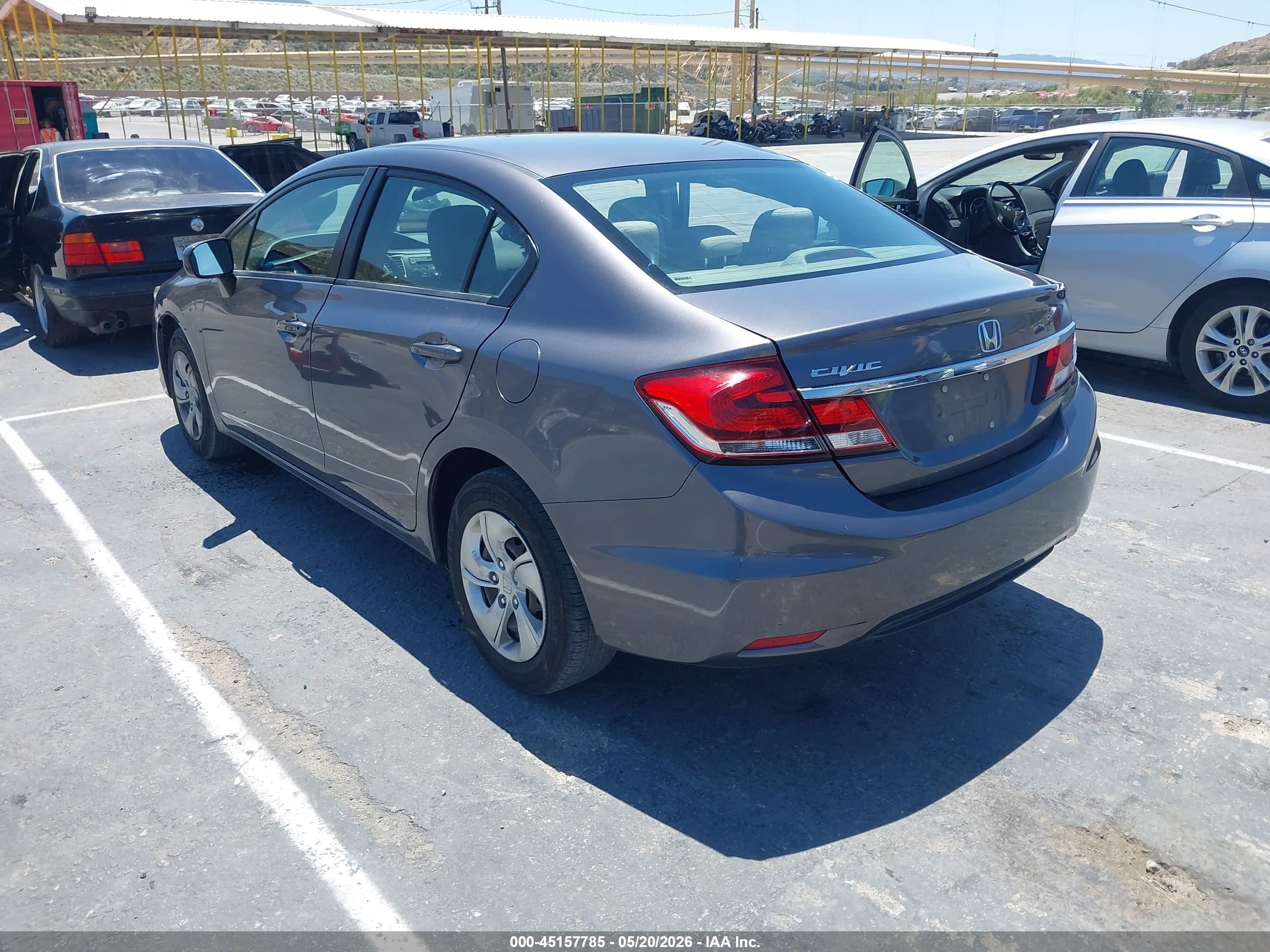 2015 Honda Civic Lx Серый vin: 2HGFB2F57FH537487