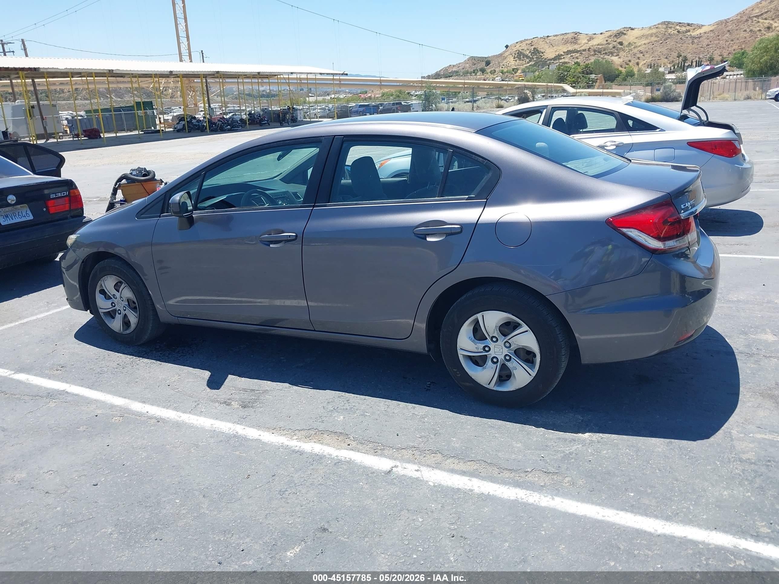2015 Honda Civic Lx Серый vin: 2HGFB2F57FH537487