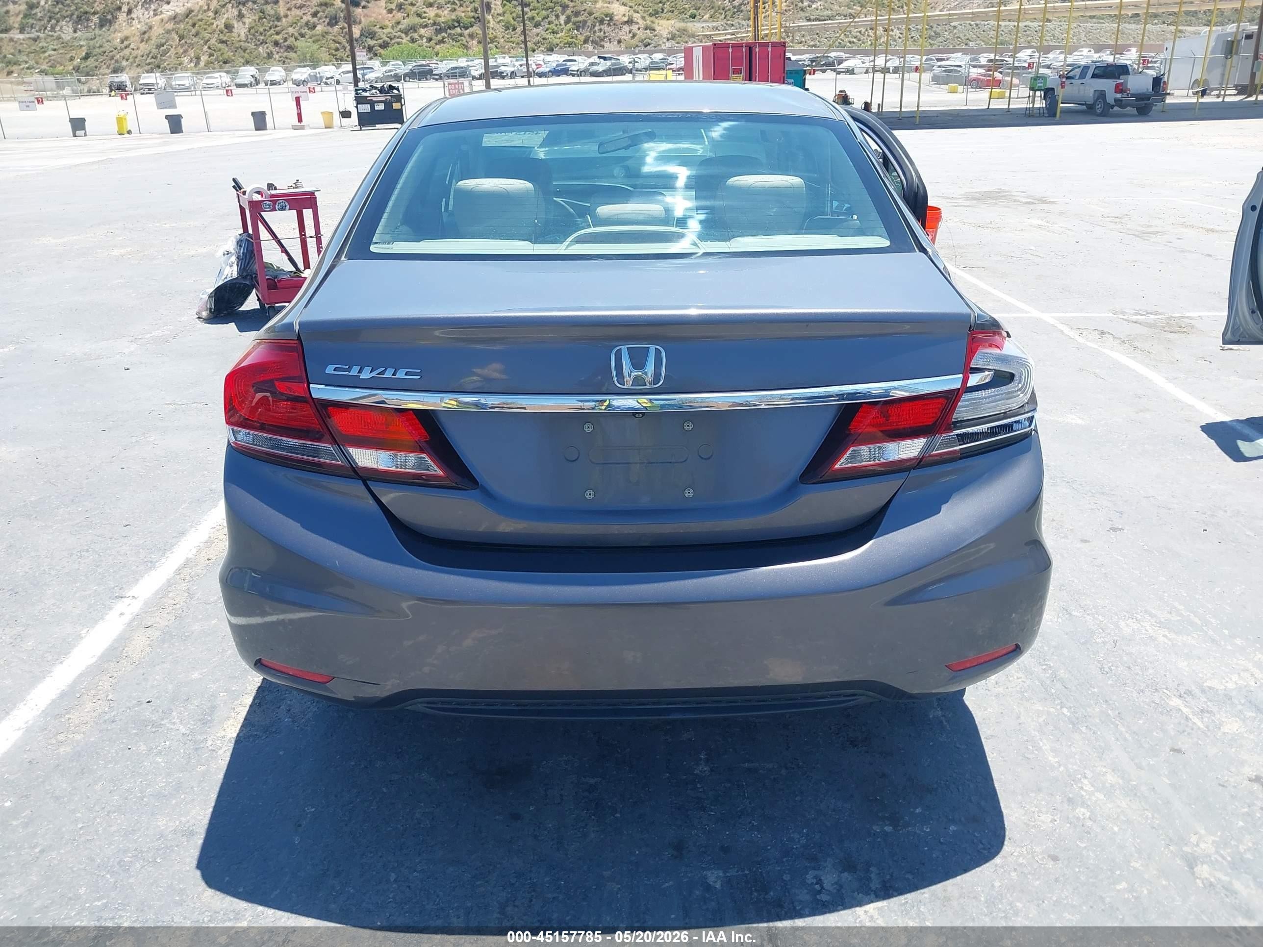 2015 Honda Civic Lx Серый vin: 2HGFB2F57FH537487