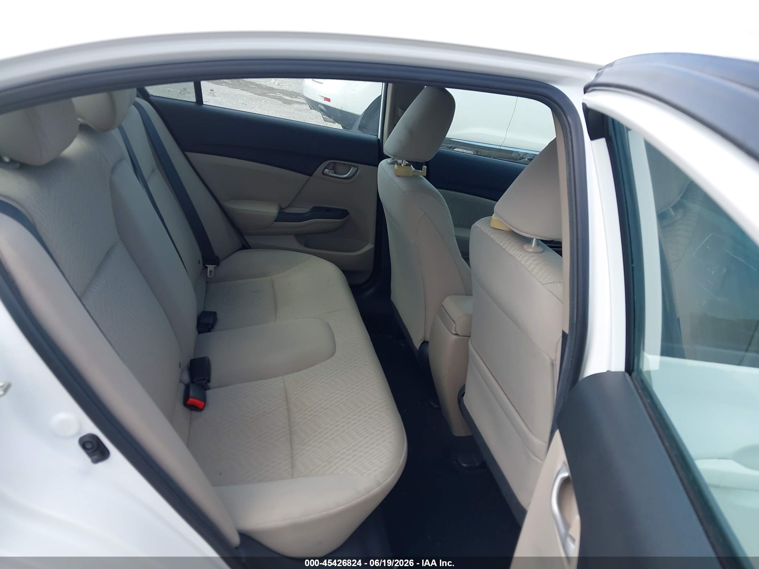 2015 Honda Civic Lx White vin: 2HGFB2F57FH546030