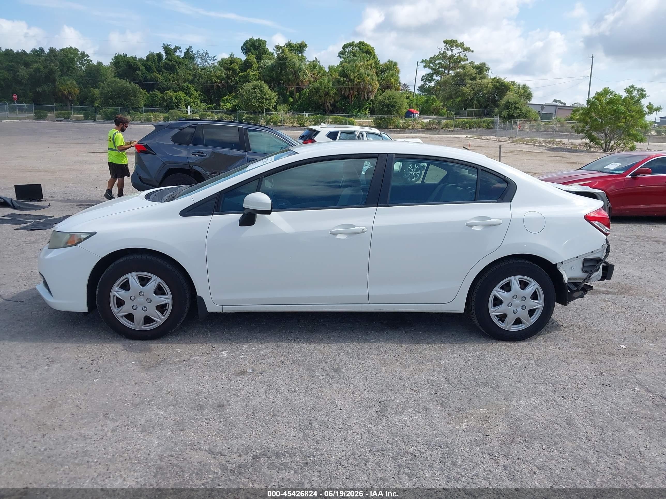 2015 Honda Civic Lx White vin: 2HGFB2F57FH546030