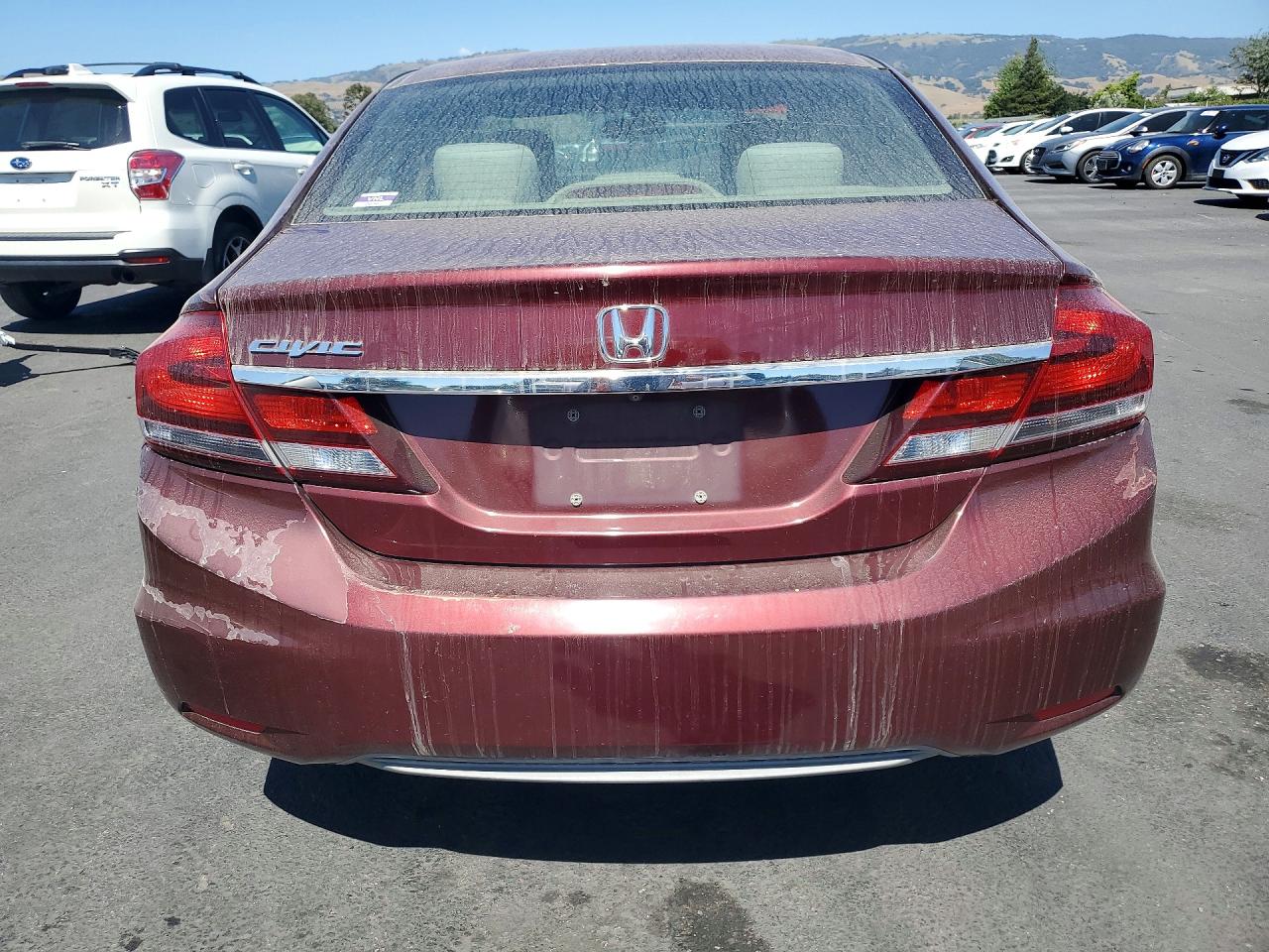 2015 Honda Civic Lx Burgundy vin: 2HGFB2F57FH555648