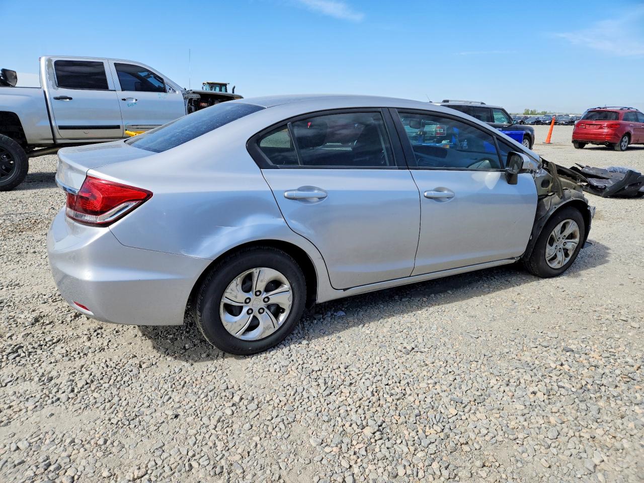 2015 Honda Civic Lx Серебряный vin: 2HGFB2F57FH561076