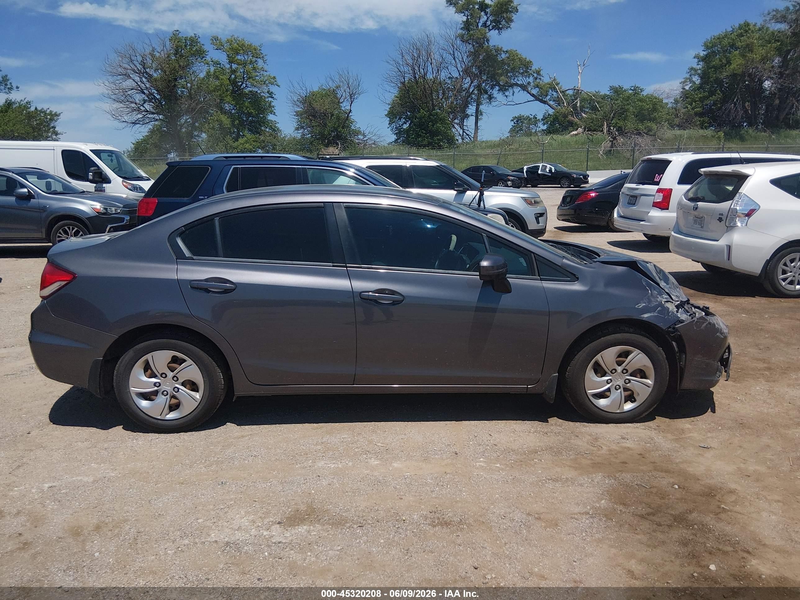 2015 Honda Civic Lx Gray vin: 2HGFB2F57FH562812