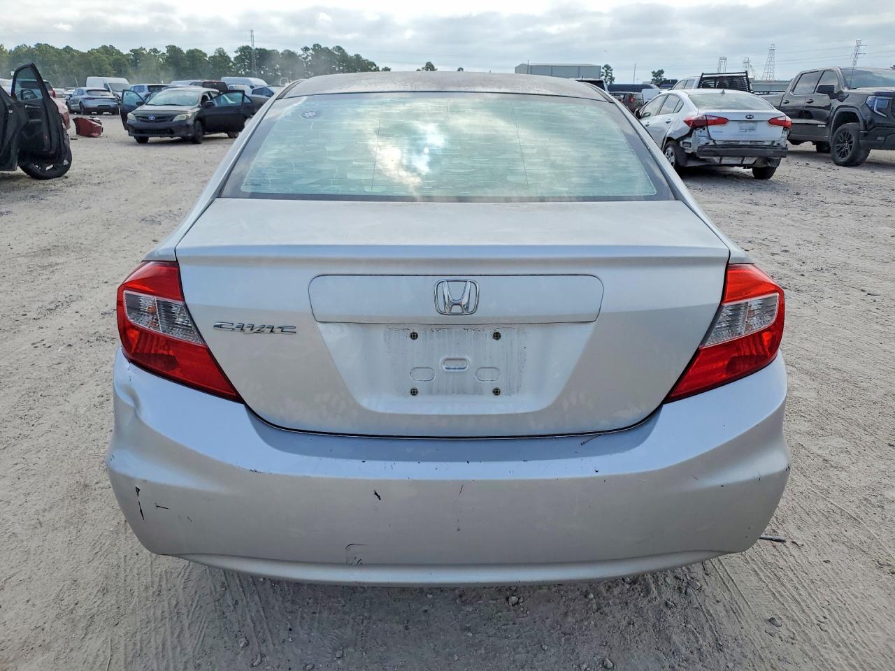2012 Honda Civic Lx Silver vin: 2HGFB2F58CH308683