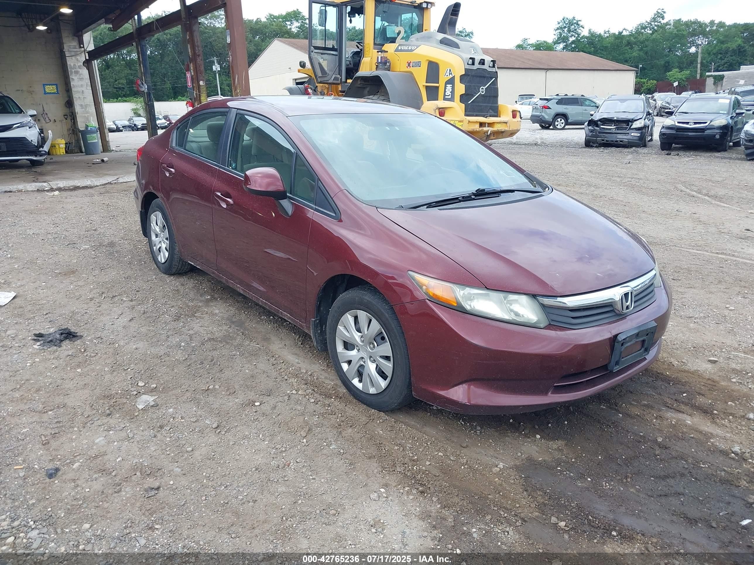 2012 Honda Civic Lx Burgundy vin: 2HGFB2F58CH501299