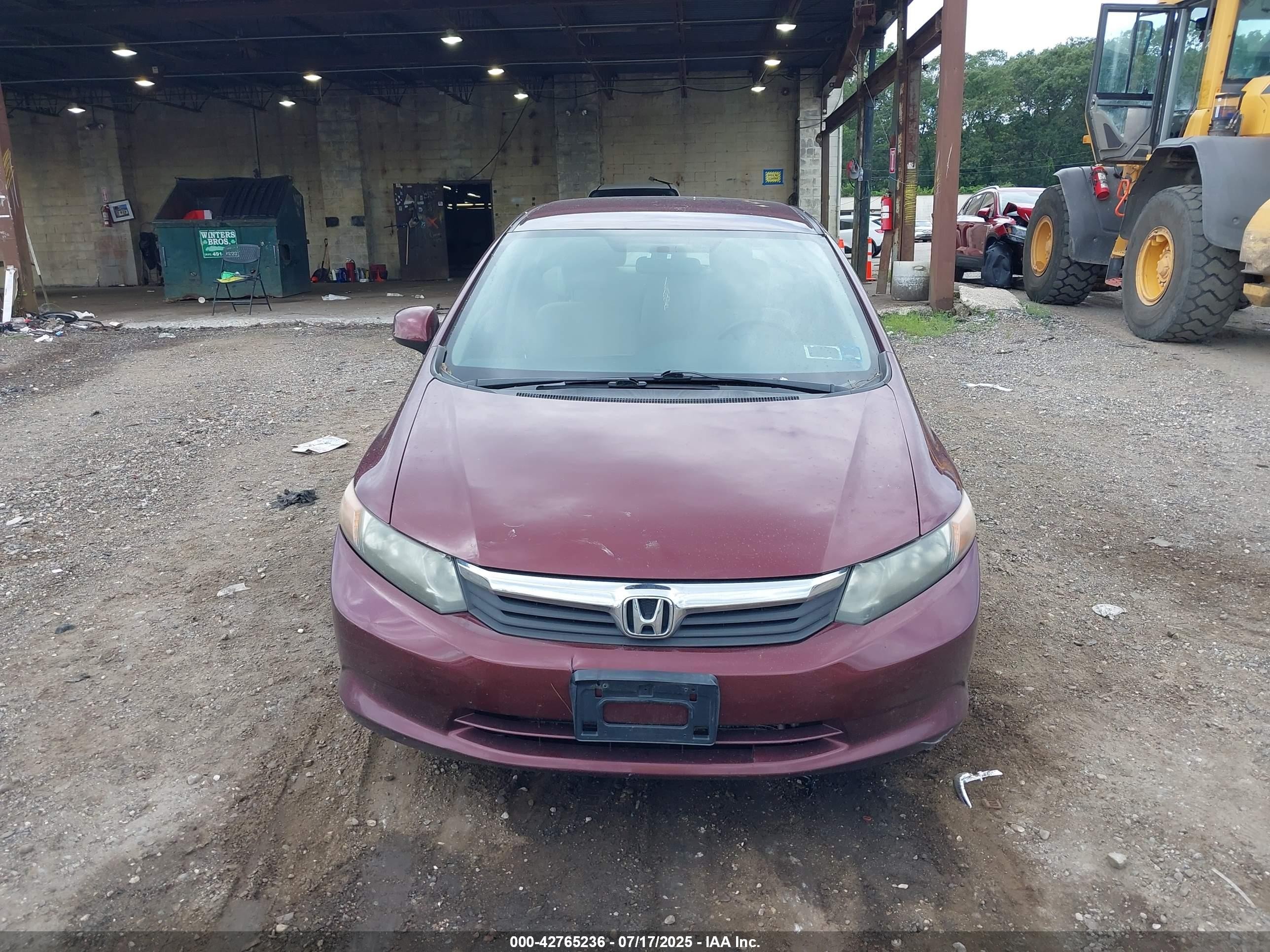 2012 Honda Civic Lx Burgundy vin: 2HGFB2F58CH501299