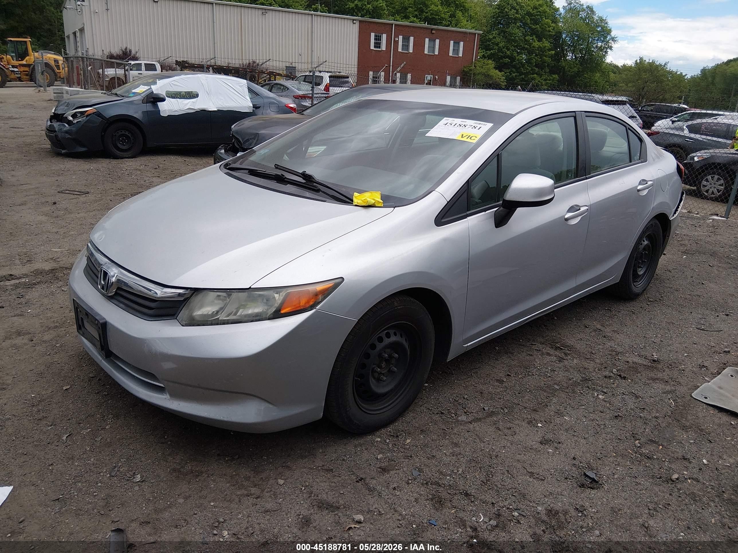 2012 Honda Civic Lx Silver vin: 2HGFB2F58CH557887