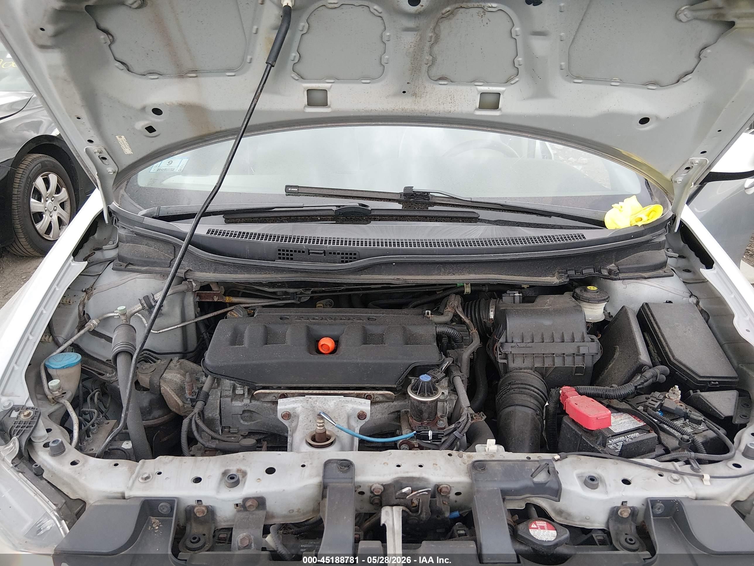 2012 Honda Civic Lx Silver vin: 2HGFB2F58CH557887