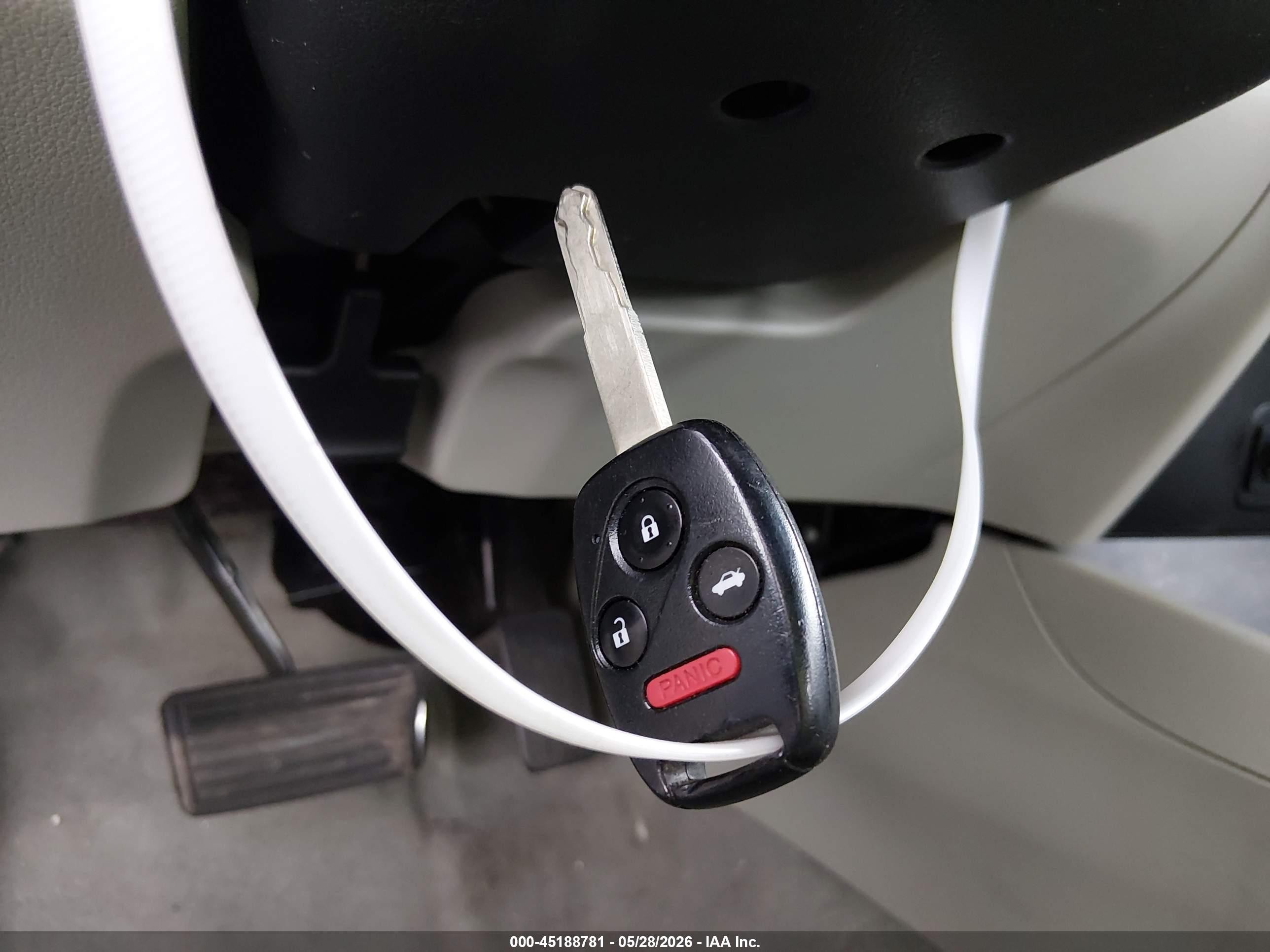 2012 Honda Civic Lx Silver vin: 2HGFB2F58CH557887