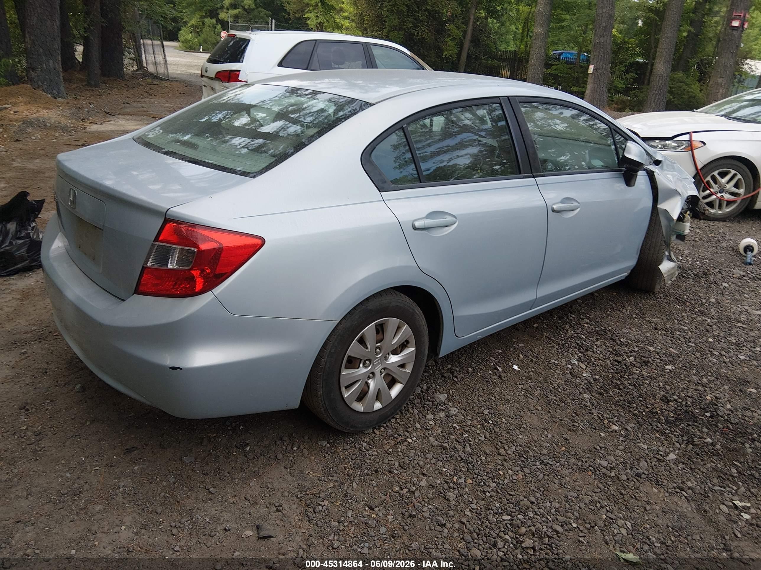 2012 Honda Civic Lx Light Blue vin: 2HGFB2F58CH562538