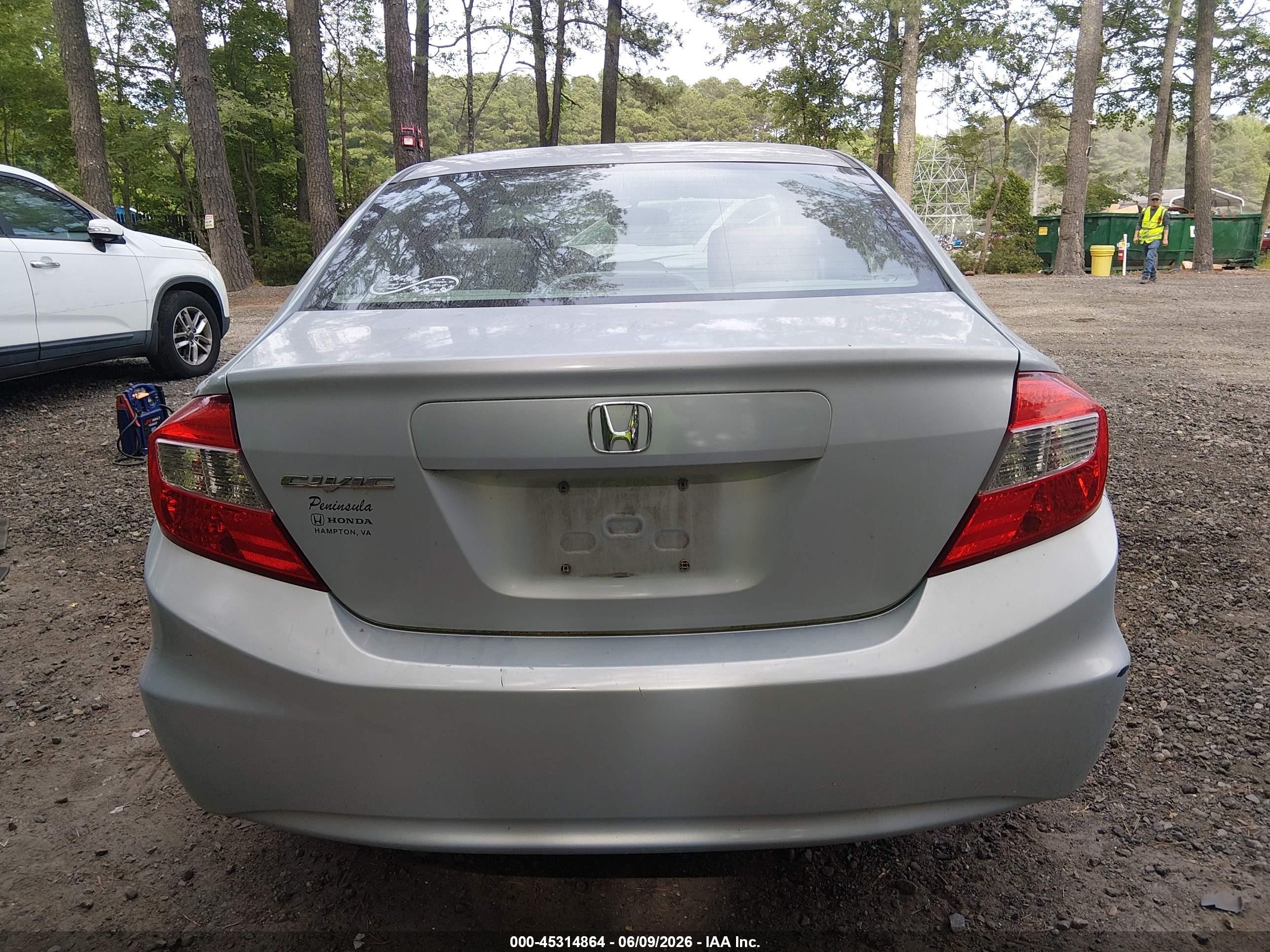 2012 Honda Civic Lx Light Blue vin: 2HGFB2F58CH562538
