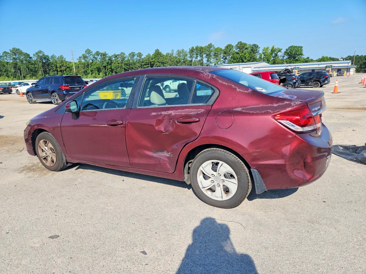 2013 Honda Civic Lx Burgundy vin: 2HGFB2F58DH529881